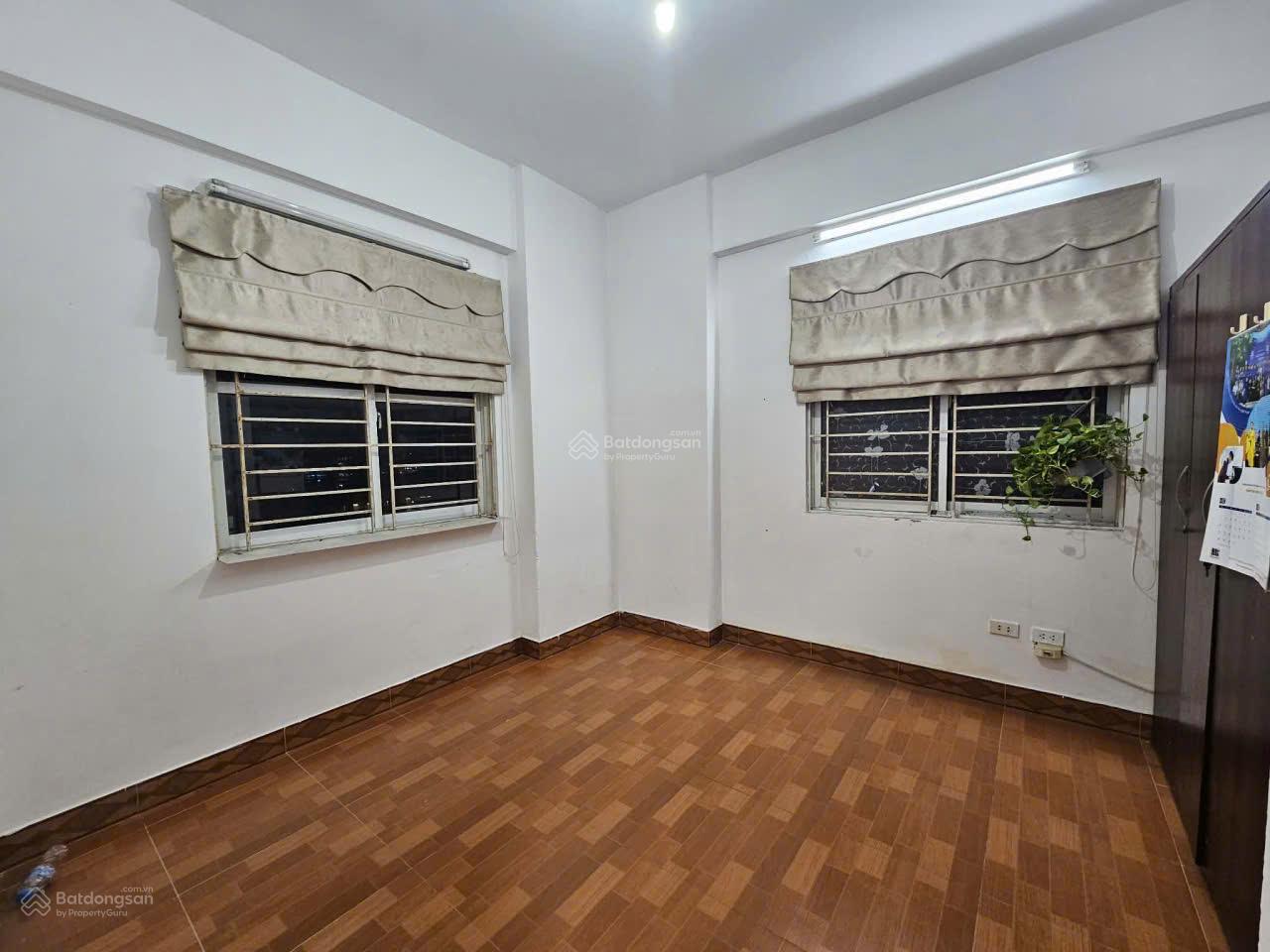 Chính chủ bán gấp căn 76,5m2, 2PN, 2VS tầng trung đẹp tòa Fodacon Bắc Hà, Trần Phú, Hà Đông. Sổ đỏ