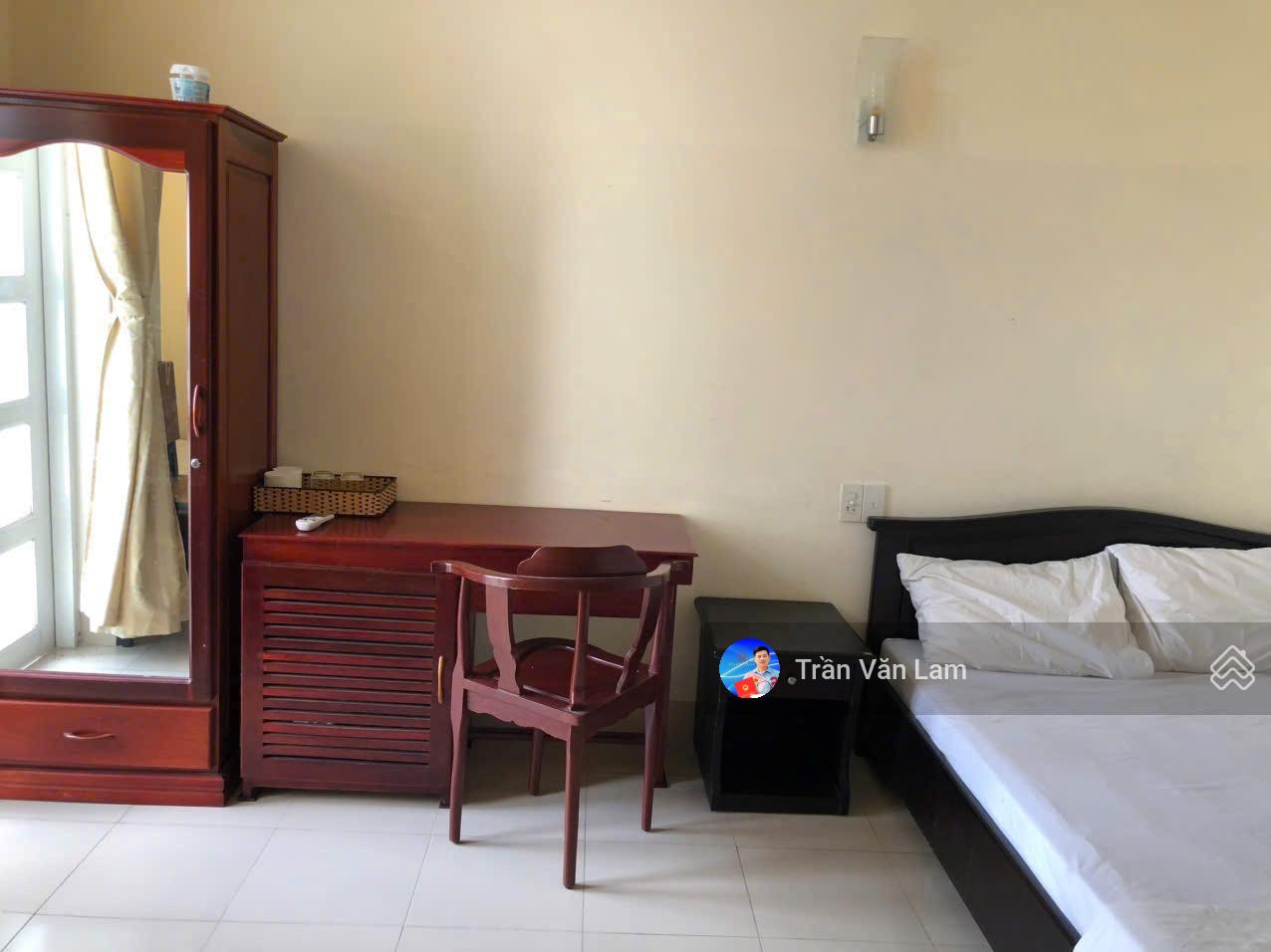 Quá rẻ - bán khách sạn 2 mặt tiền Nguyễn Biểu cách biển 200m - giá chỉ 14 tỷ