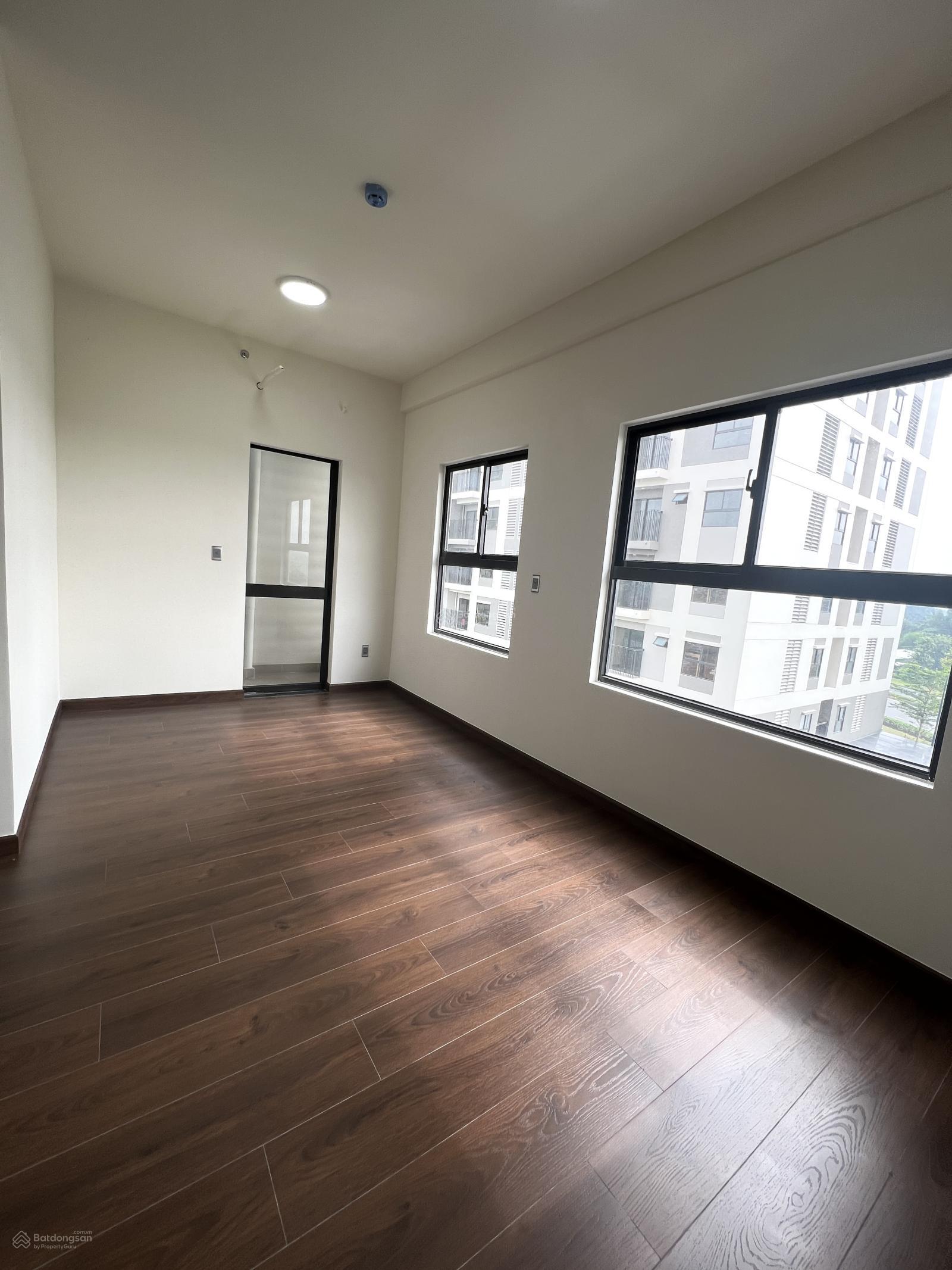 Chính chủ cần chuyển nhượng căn hộ Ehome Southgate, 51m2, sổ hồng sẵn, nhà mới 100%. Hỗ trợ vay