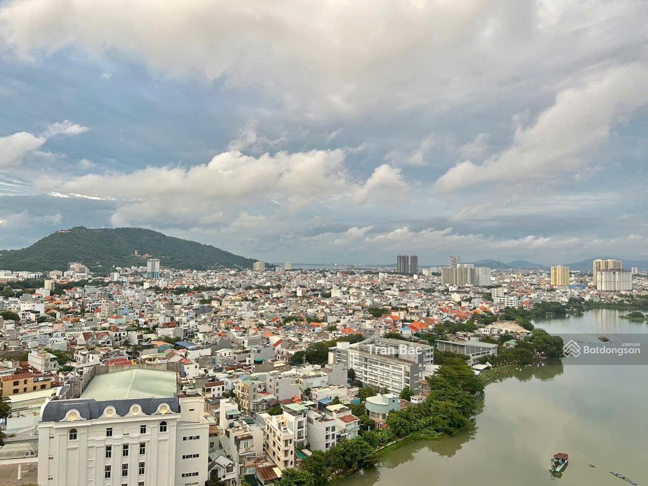 Cần bán căn hộ 1PN, tầng cao, nhà mới view đẹp, chung cư Melody Vũng Tàu, giá 2 tỷ 5 LH: 0908 209 *** Cần bán căn hộ 1PN, tầng cao, nhà mới view đẹp, chung cư Melody Vũng Tàu, giá 2 tỷ 5 LH: 0908 209 ***