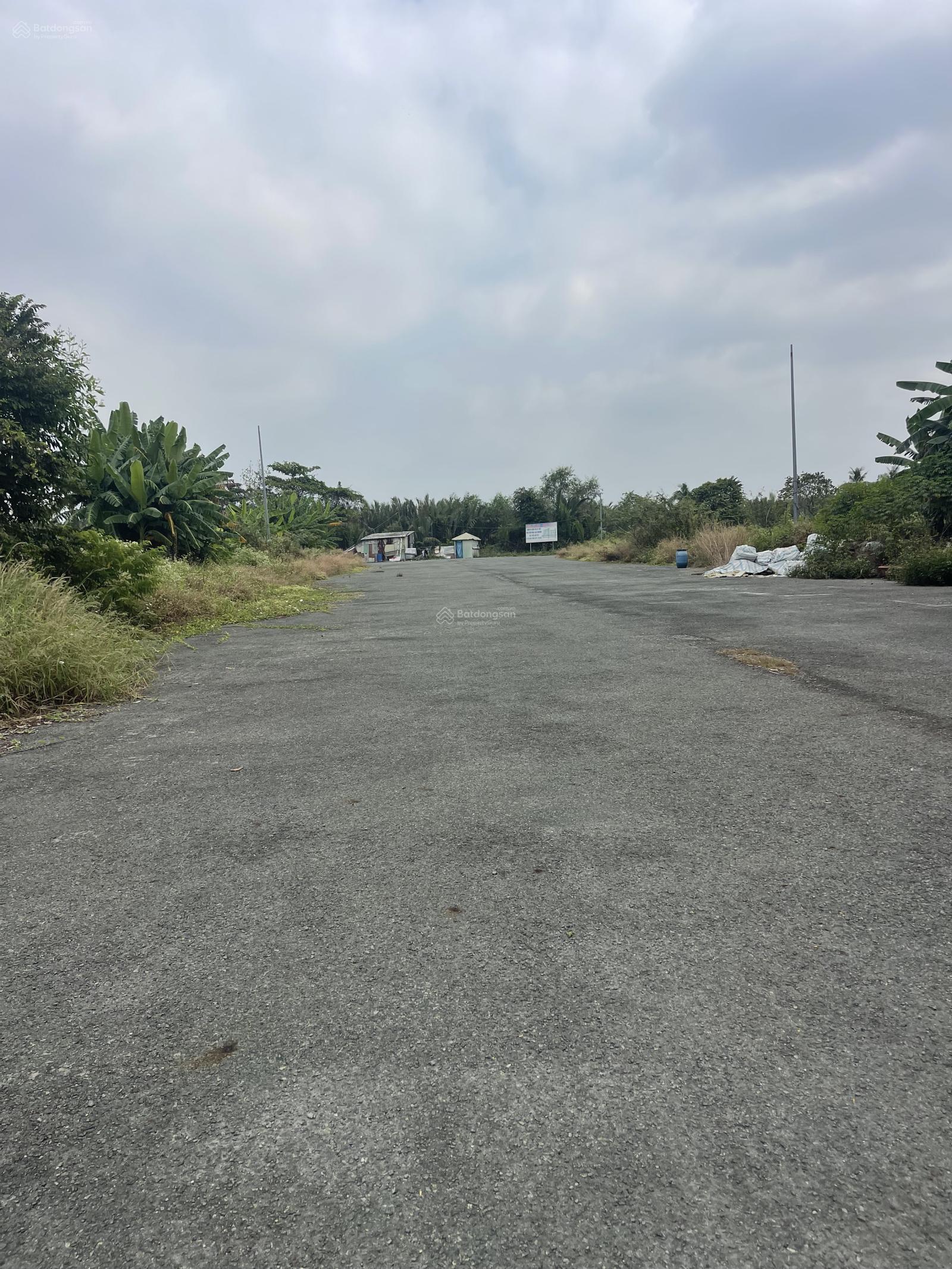 Bán nhanh 90m2 ngang 6m mặt tiền đường Liên Phường sổ riêng giá 130 tr/m2 Bán nhanh 90m2 ngang 6m mặt tiền đường Liên Phường sổ riêng giá 130 tr/m2