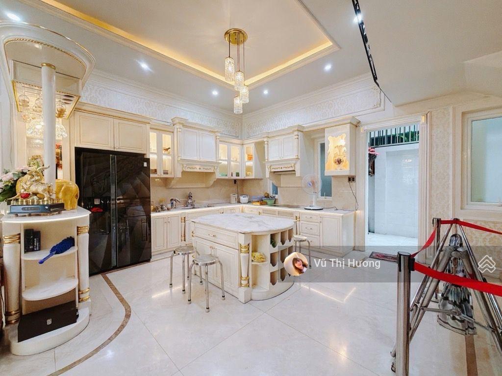 QUẬN 7 - BIỆT THỰ - HIM LAM 6 TẦNG 7.5M x 20M - KẾ LOTTE MART - 51 TỶ - THANG MÁY + HẦM