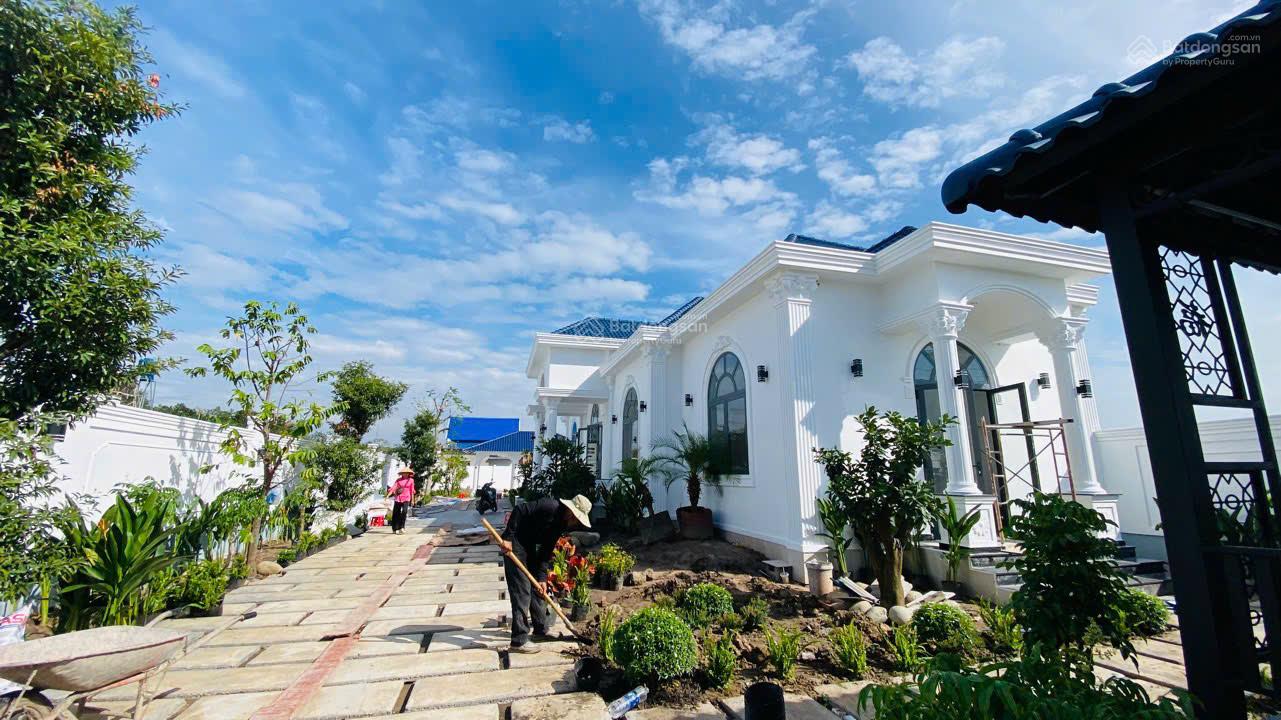 Bán biệt thự xanh nghỉ dưỡng 1.000m² hồ cá vườn trái rau sạch tại nhà Bán biệt thự xanh nghỉ dưỡng 1.000m² hồ cá vườn trái rau sạch tại nhà