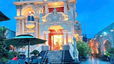 Hữu Duyên Siêu Phẩm Biệt Thự Tâm Huyết Tân Cổ Điển MT Chiêu Liêu Dĩ An ( TĐH HCM ) 745m Ngang 17m