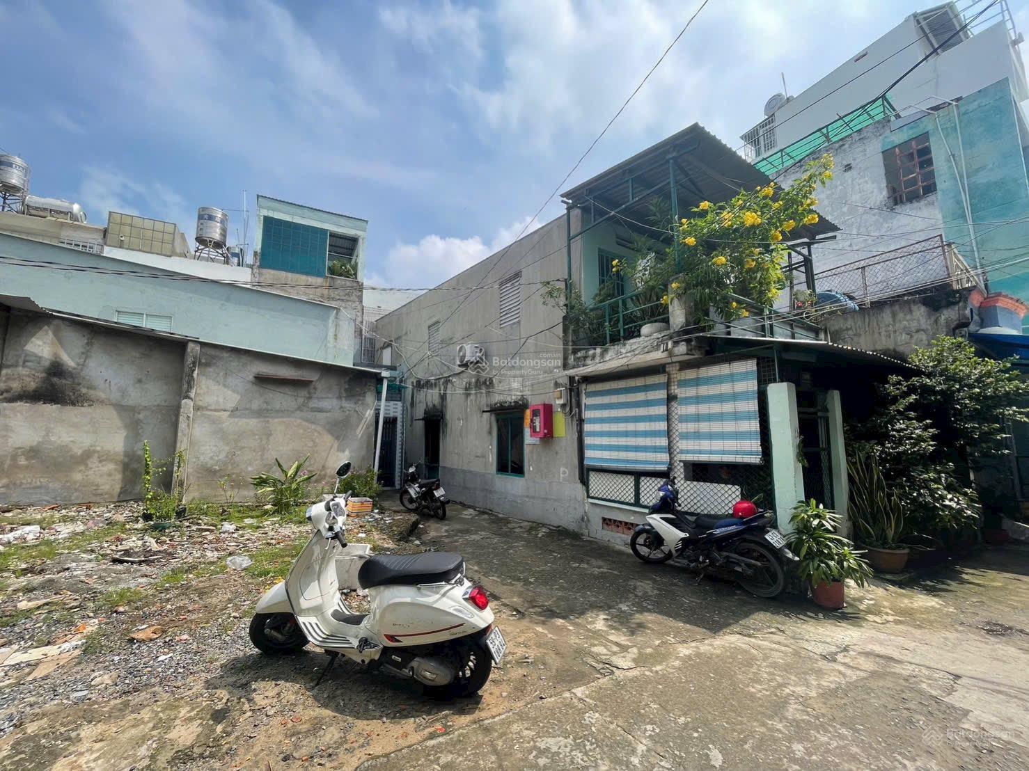 Đất đẹp hẻm xe hơi Phú Thọ Hoà 40m2 khu dân trí cao , giá cực tốt, nhỉnh 4 tỷ