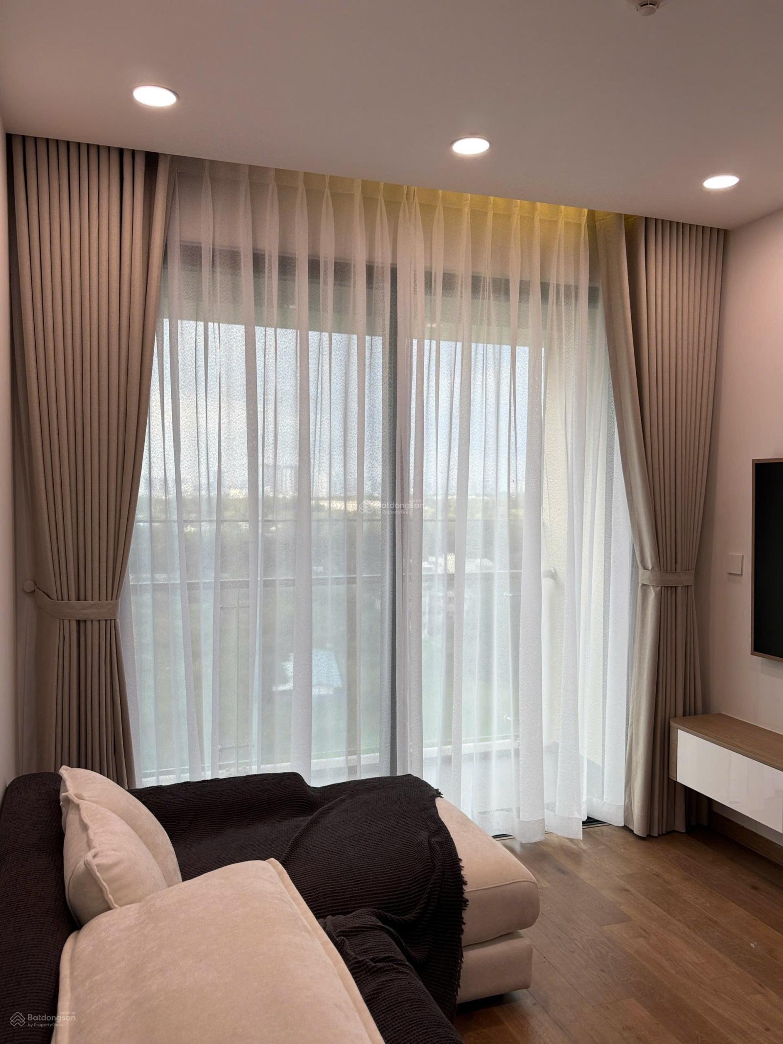 Bán căn góc 2PN2WC MPX - Mizui Park, full nội thất, đã có sổ hồng, view pháo hoa, tầng đẹp Bán căn góc 2PN2WC MPX - Mizui Park, full nội thất, đã có sổ hồng, view pháo hoa, tầng đẹp