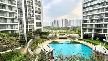 GẤP. Chủ gửi bán gấp trong tháng căn hộ Riverpark Premier, view sông và hồ bơi 130m2 giá 18 tỷ