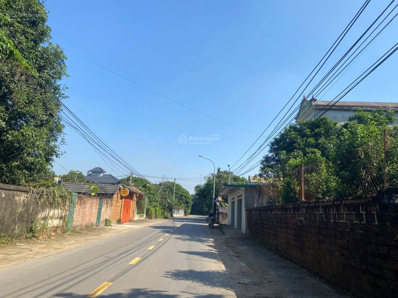 CÓ LẼ ĐIỀU XA XỈ Ở HOÀ LẠC ,Đg KINH DOANH LIÊN XÃ,CỬA NGÕ ,MÀ LẠI CÓ LÔ CHỈ GIÁ 40tr/m2,SÁT VÁCH ĐH