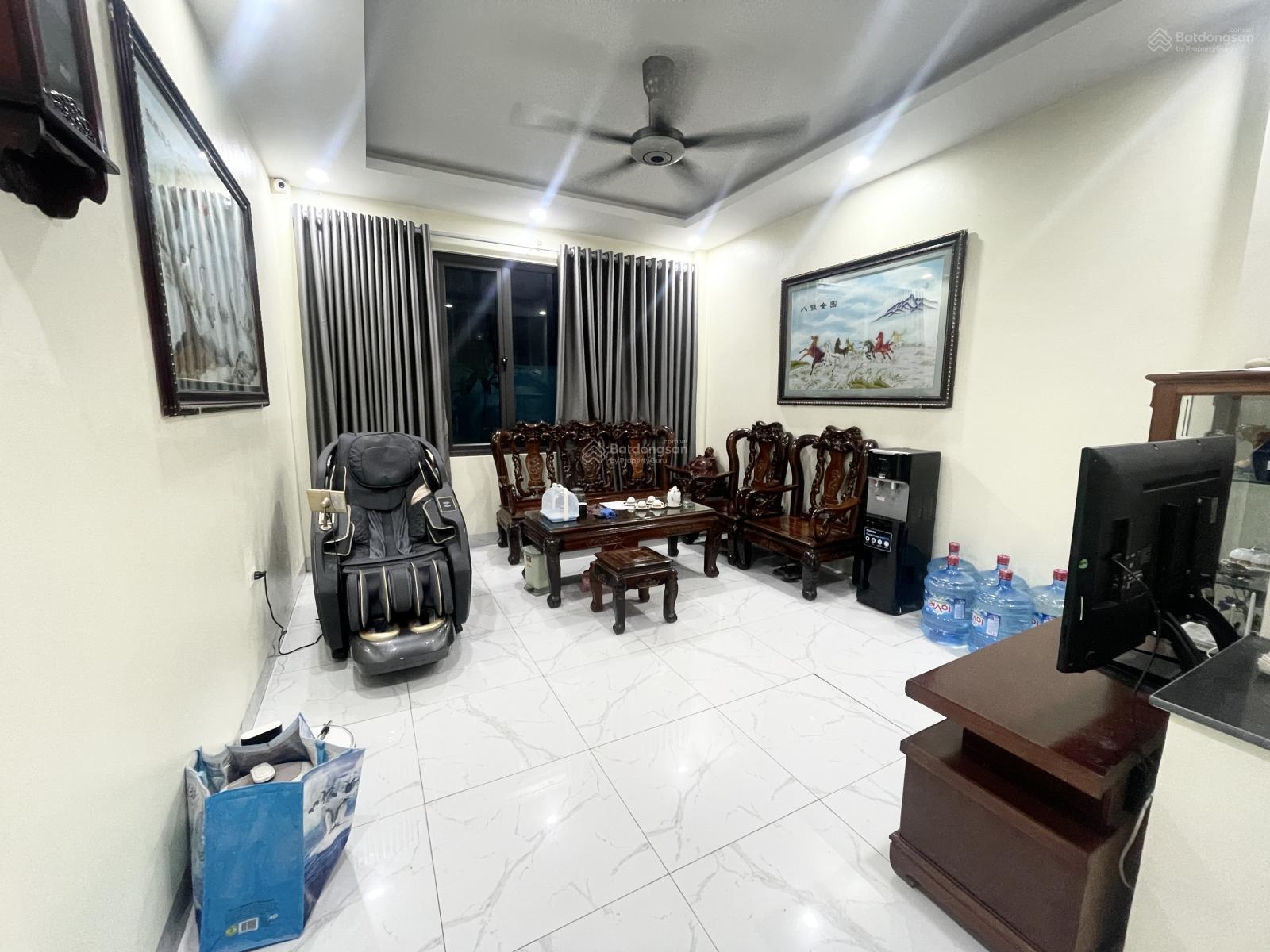 Nhà riêng đất đấu giá 60m2, hoàn thiện đẹp