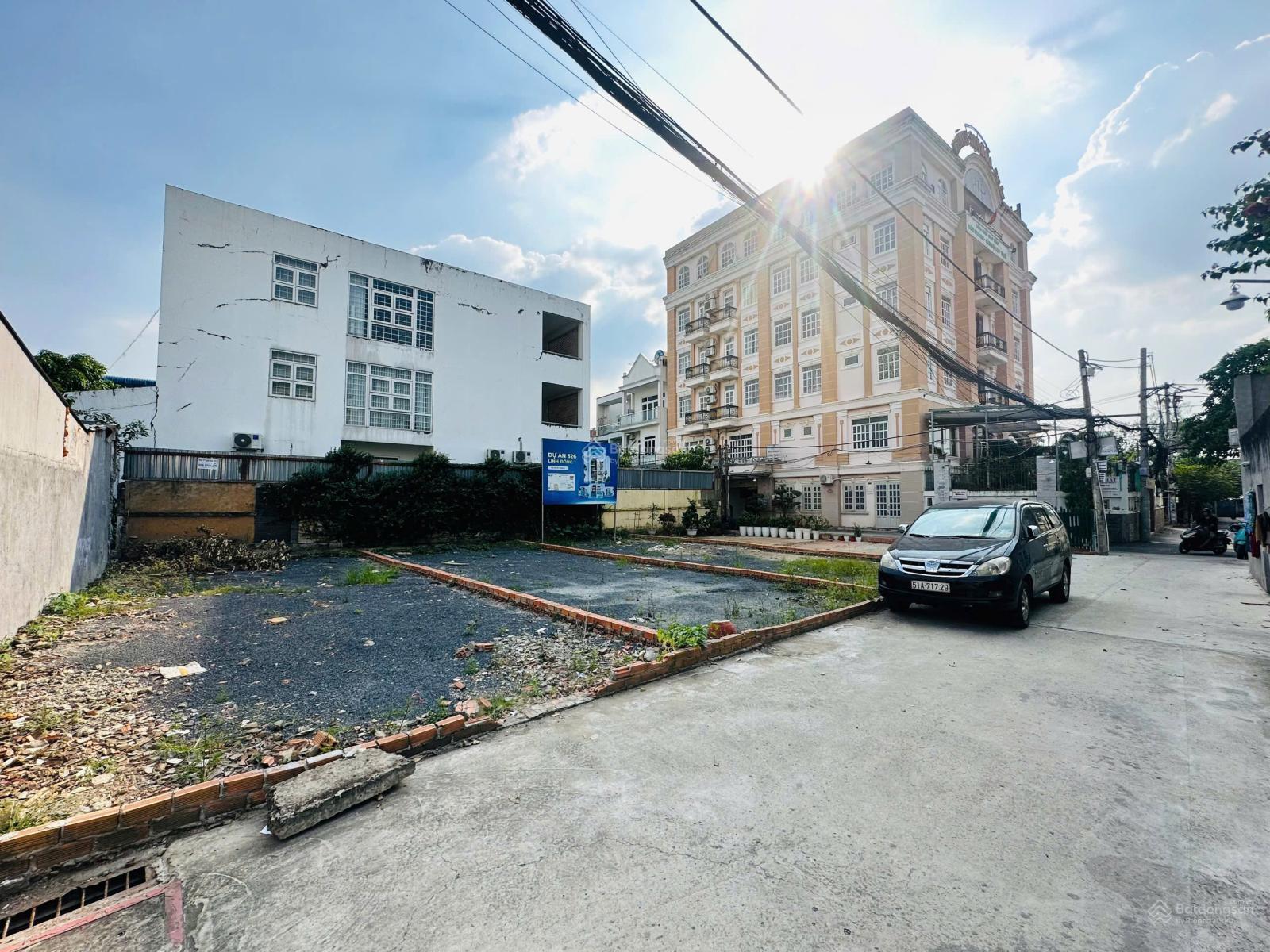 Cần bán đất ngay cầu Gò Dưa đường Phạm Văn Đồng, P Hiệp Bình, Thủ Đức -Gần TTTM Gigamall.