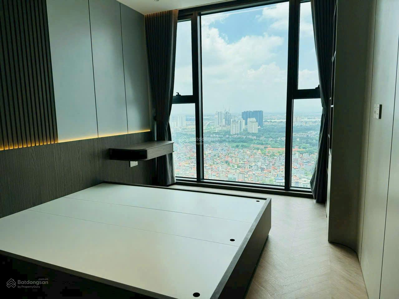 Chính chủ bán nhanh căn 3N R1 123m tầng đẹp tại Royal City full đồ xịn để lại giá chuẩn 16.2 tỷ !!!