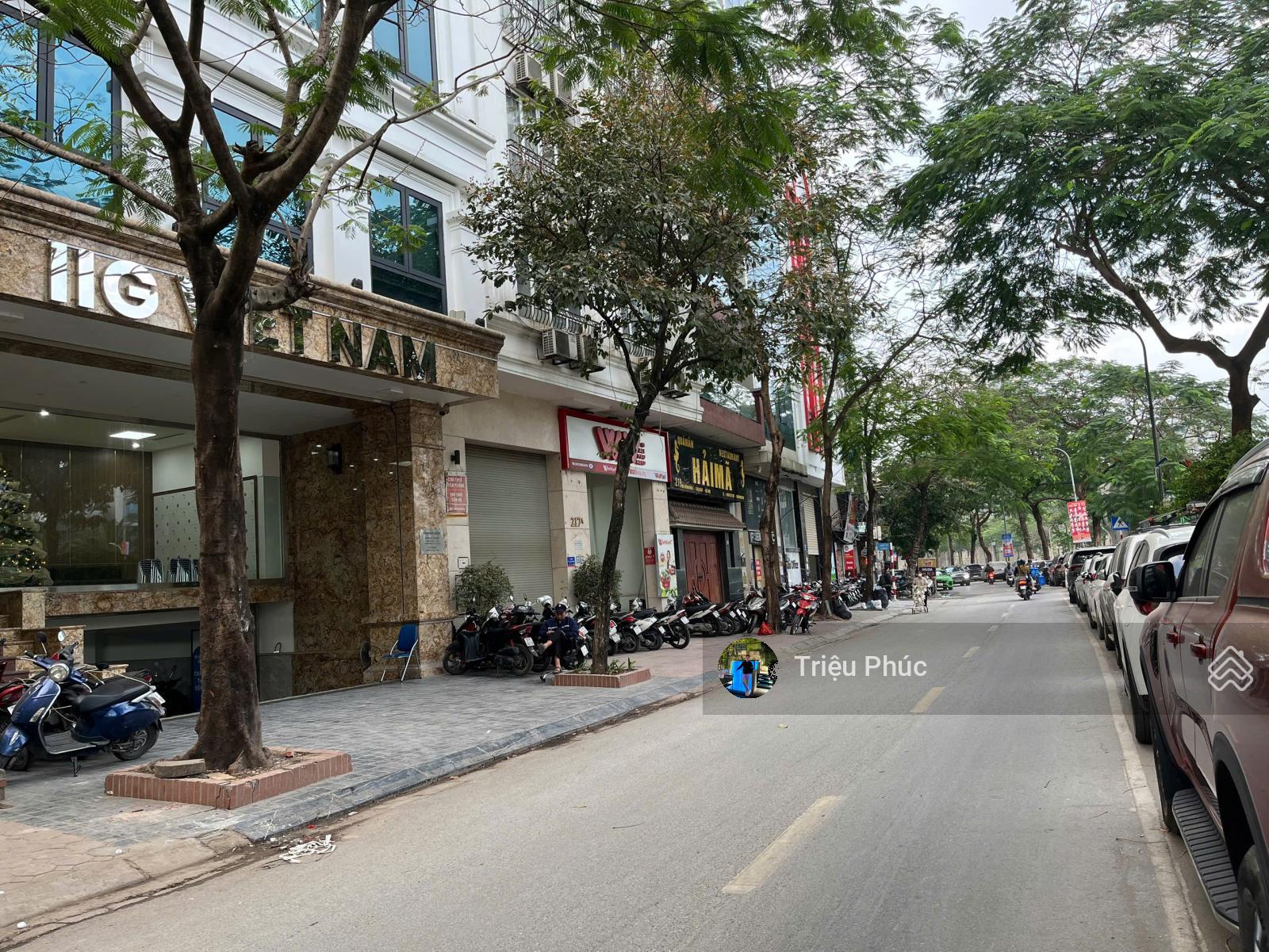 HIẾM - BÁN TÒA NHÀ MẶT PHỐ CAO CẤP - QUẬN CẦU GIẤY - DT 250m² - 9 TẦNG - MT 10m - DÒNG TIỀN 3TỶ/NĂM HIẾM - BÁN TÒA NHÀ MẶT PHỐ CAO CẤP - QUẬN CẦU GIẤY - DT 250m² - 9 TẦNG - MT 10m - DÒNG TIỀN 3TỶ/NĂM