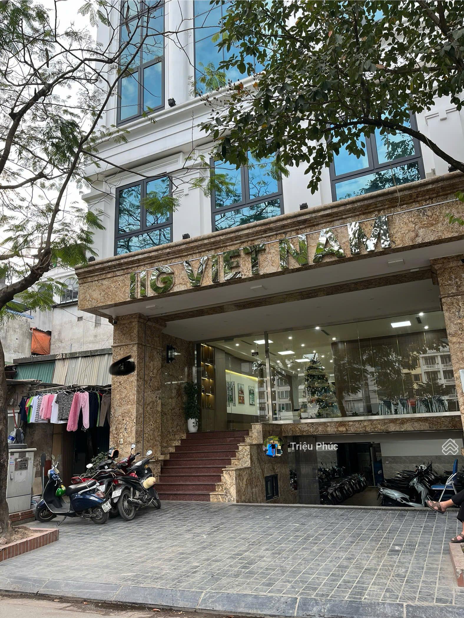 HIẾM - BÁN TÒA NHÀ MẶT PHỐ CAO CẤP - QUẬN CẦU GIẤY - DT 250m² - 9 TẦNG - MT 10m - DÒNG TIỀN 3TỶ/NĂM HIẾM - BÁN TÒA NHÀ MẶT PHỐ CAO CẤP - QUẬN CẦU GIẤY - DT 250m² - 9 TẦNG - MT 10m - DÒNG TIỀN 3TỶ/NĂM