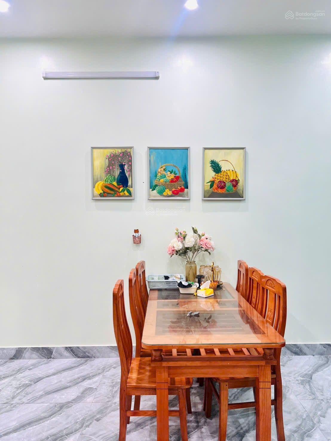 Cần bán căn nhà 100m mới tinh - dân tự xây - móng 5 tầng tại phường Thiên Hương - Thuỷ Nguyên