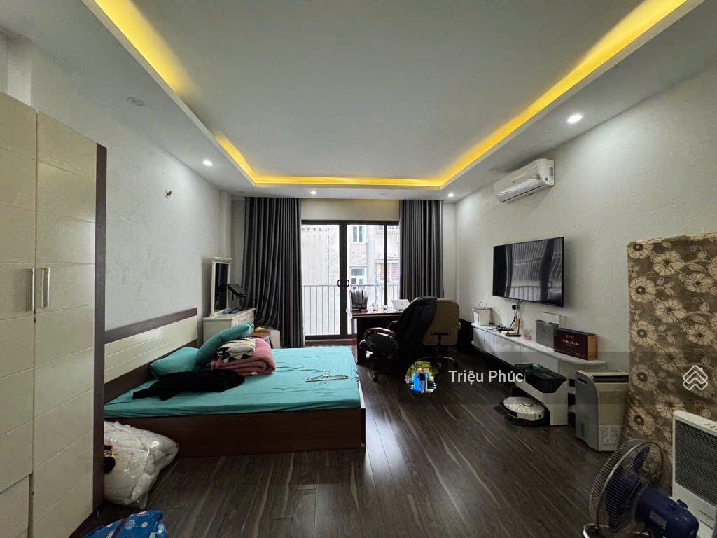 Bán nhà Cầu Giấy - 5 tầng - khu vực dân trí cao - gần phố, gần ô tô - giá 11,8 tỷ có thương lượng