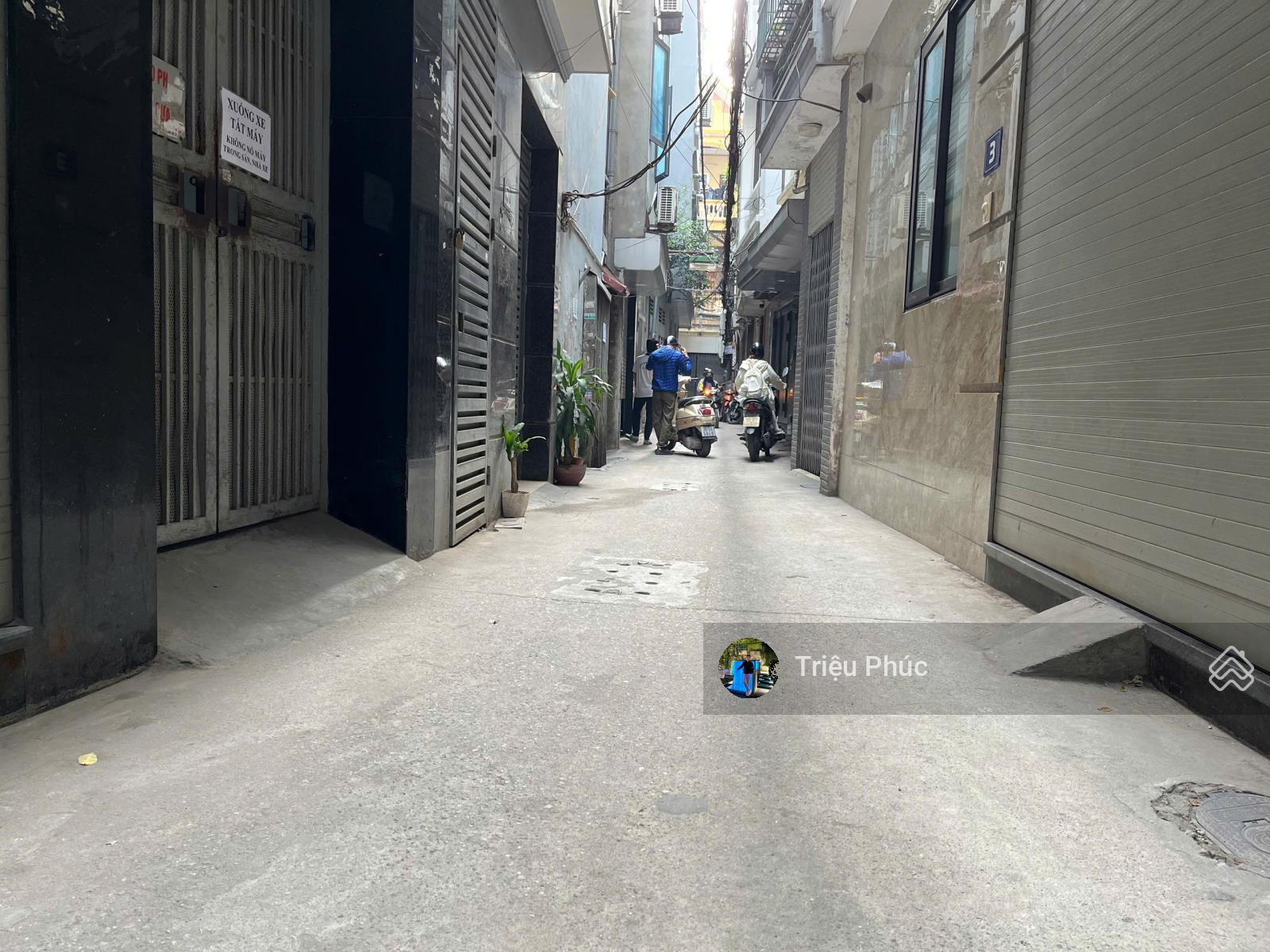 Bán nhà Cầu Giấy - 5 tầng - khu vực dân trí cao - gần phố, gần ô tô - giá 11,8 tỷ có thương lượng