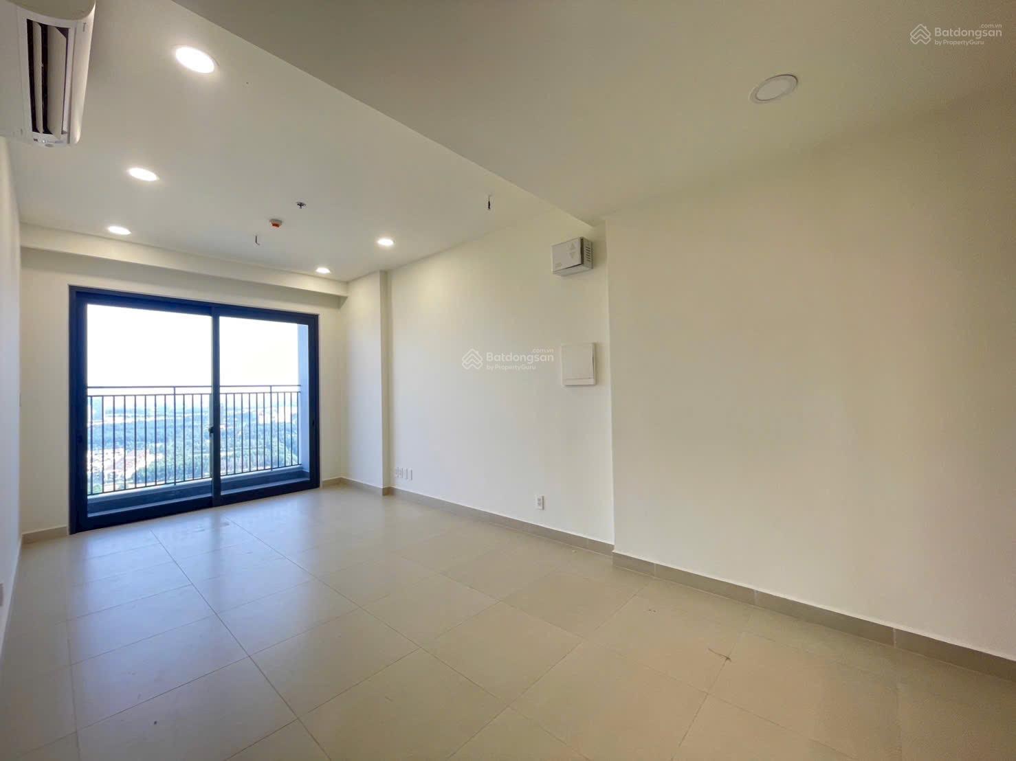 Cần bán The Glory TP Mới - 1PN 49m2 tầng cao - nhà trống, giá bán 2.6 tỷ bao thuế phí