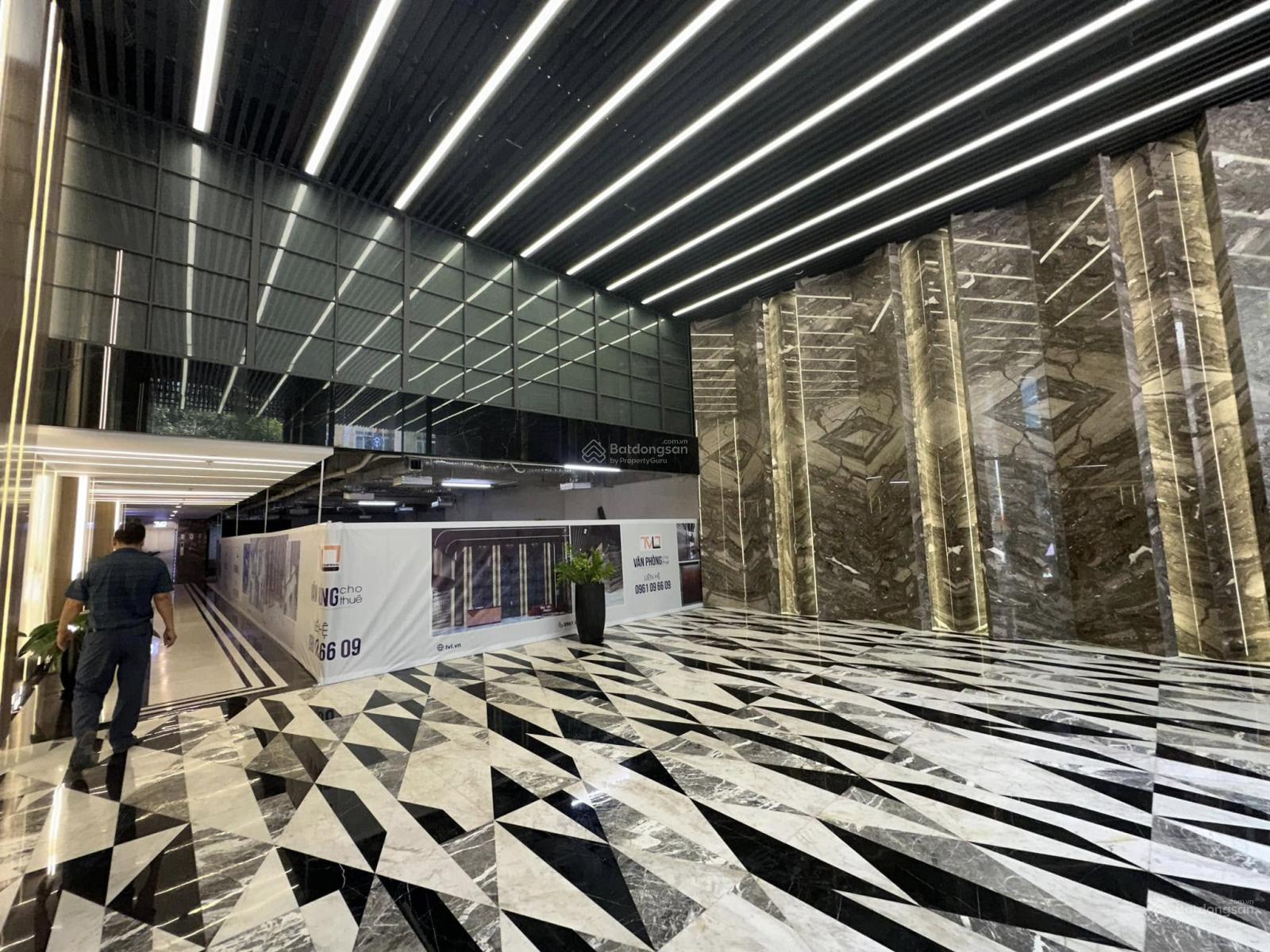 Rẻ nhất thị trường, mặt phố Bùi Thị Xuân - Triệu Việt Vương, 165m2, MT 6,5m, vị trí đẹp nhất phố