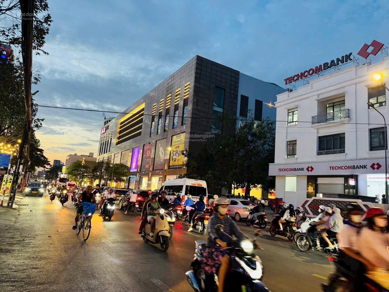 Góc 2 mặt tiền Phạm Văn Thuận ngay Vincom trục kinh doanh số 1 Biên Hòa - diện tích 6,5x32m Góc 2 mặt tiền Phạm Văn Thuận ngay Vincom trục kinh doanh số 1 Biên Hòa - diện tích 6,5x32m