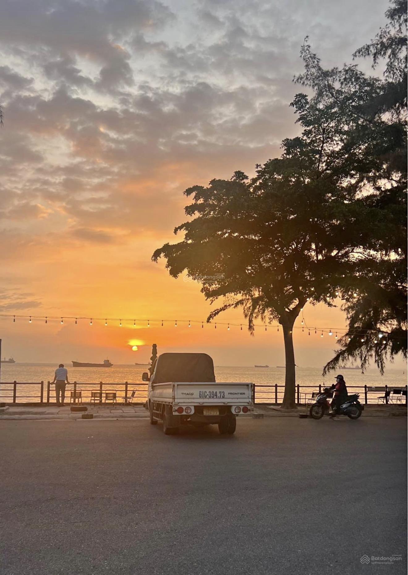 Bán đất đi bộ ra biển Bãi Sau 143m2 ngang 8m Giá chỉ 15 tỷ xây biệt thự/ khách sạn cực đẹp