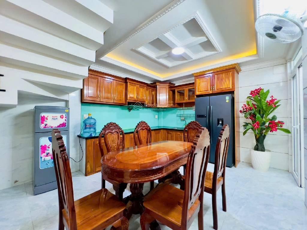 Gần MeTro, Nguyễn Hữu Cảnh - Hẻm 6M - 65M2 - 3 Tầng ST - Ngang 5.6m - Chỉ 8.6 Tỷ TL