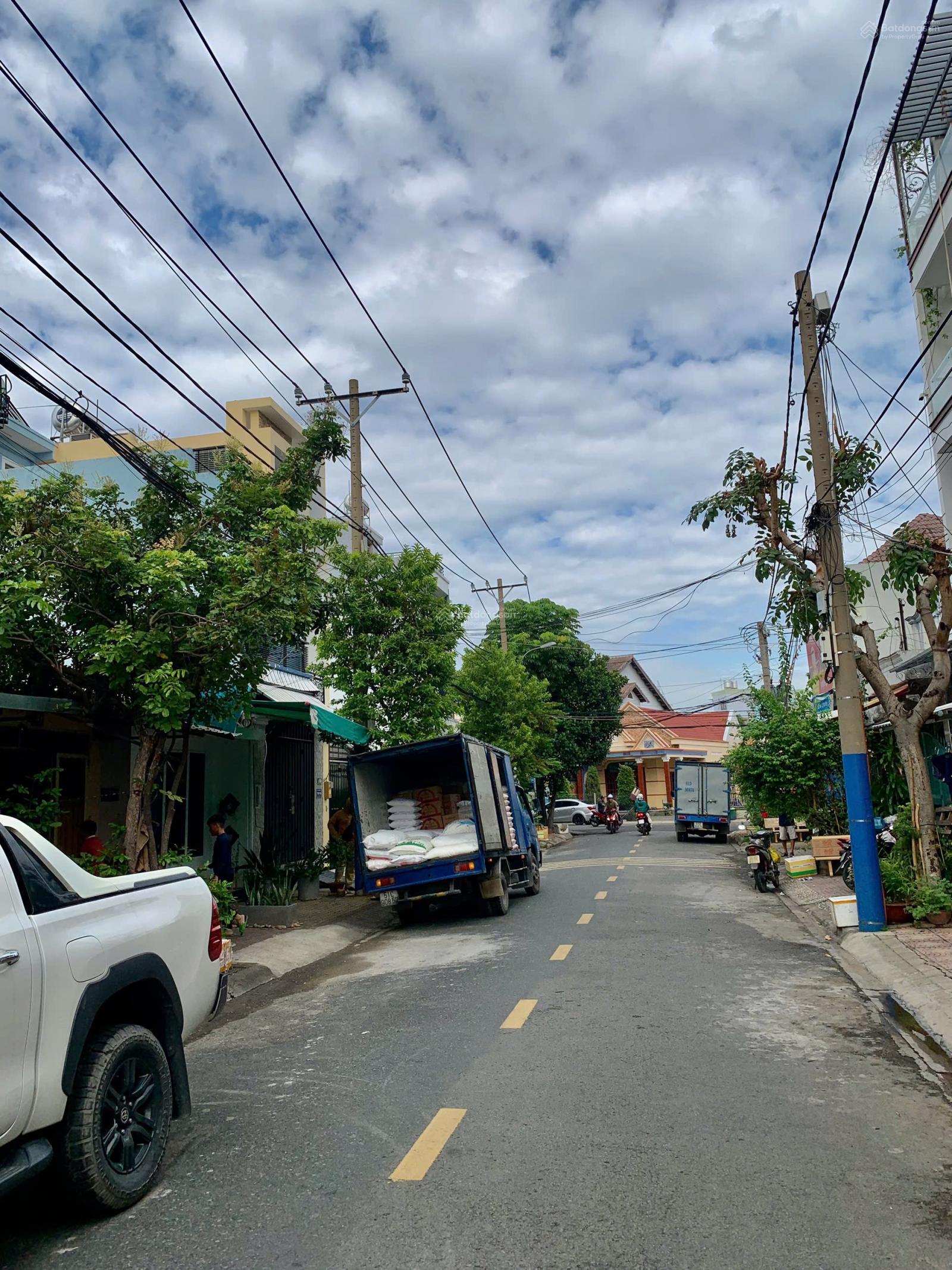 Nhà Phước Bình 5.5tỷ / 57m2 sàn 73m2 gần Đỗ Xuân Hợp Q9