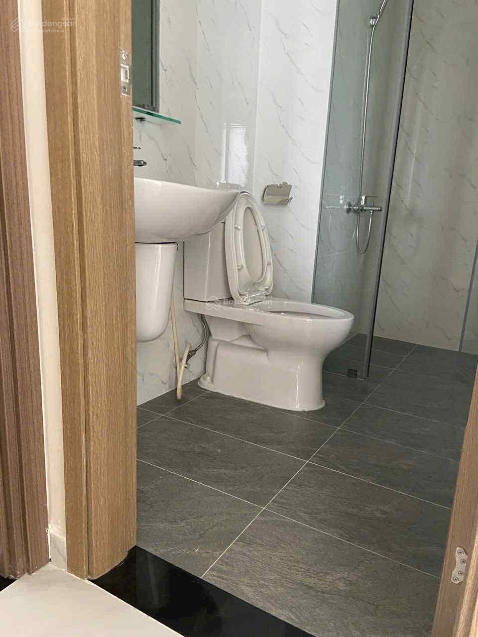 Cho thuê căn hộ Happy One Vạn Xuân mặt tiền QL13 2PN 2WC DT 54m2 nhà trống tầng cao 5tr/tháng Cho thuê căn hộ Happy One Vạn Xuân mặt tiền QL13 2PN 2WC DT 54m2 nhà trống tầng cao 5tr/tháng