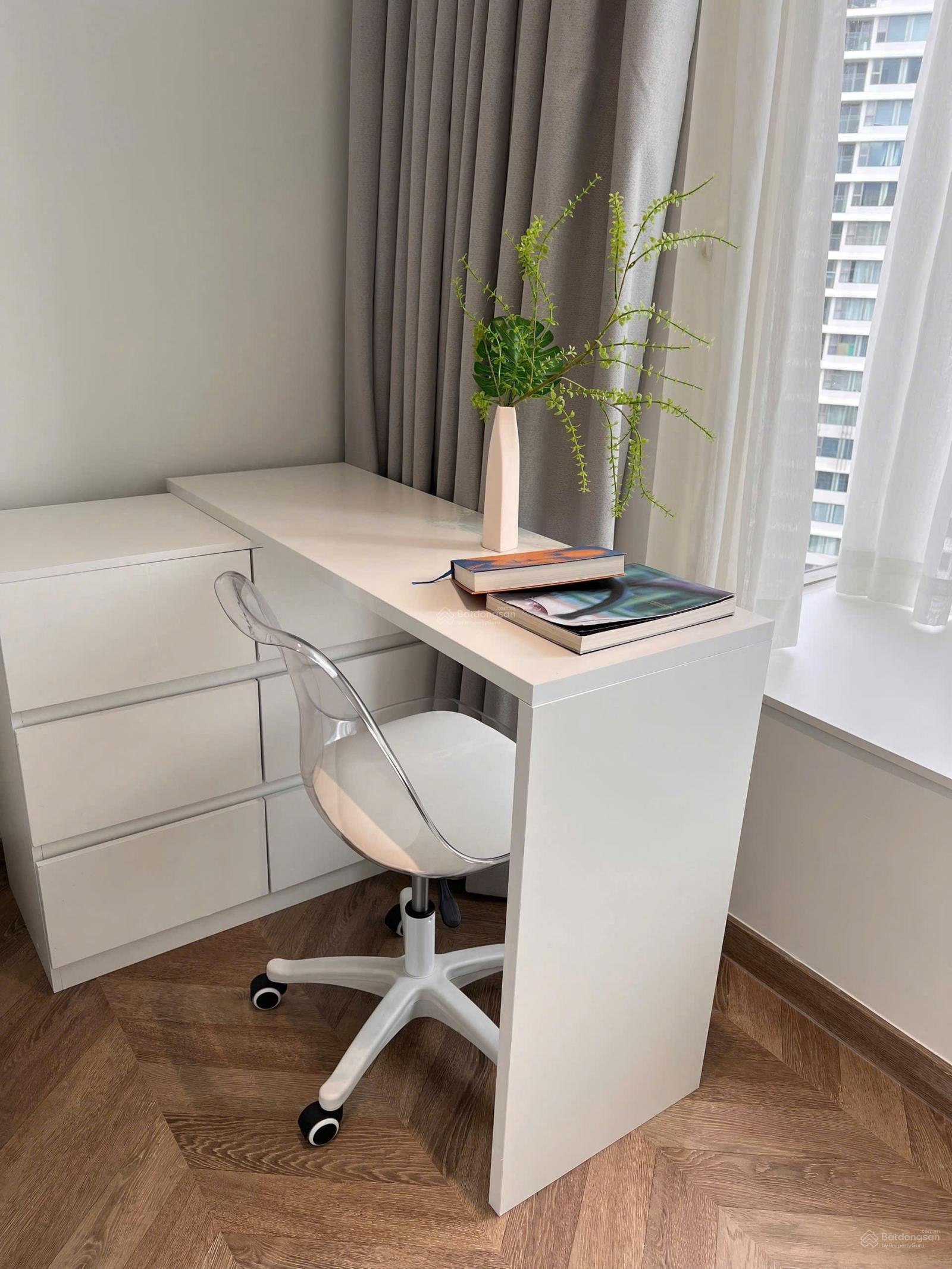 Cho thuê căn hộ Midtown M8 Phú Mỹ Hưng 82m2 | 2PN giá 32 triệu/tháng | lầu 18