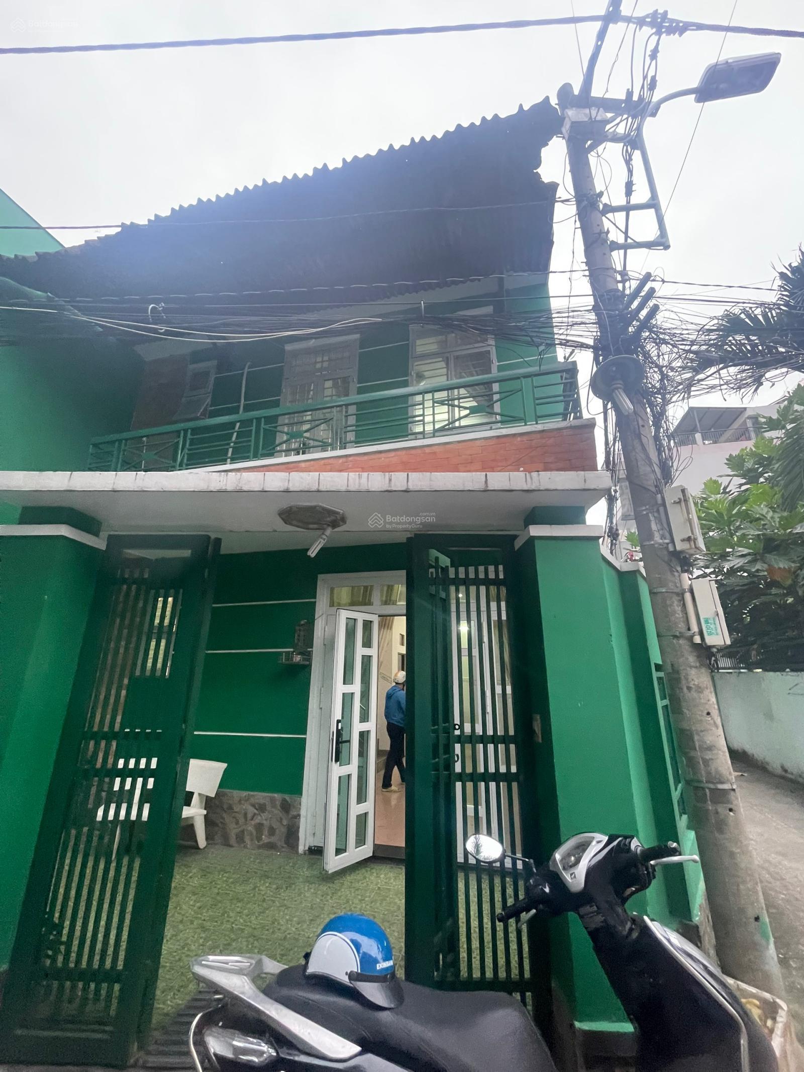 Nhà lầu 3pn đường số 10 ngay Vincom Thủ Đức sau lưng trường Lê Quý Đôn hẻm oto