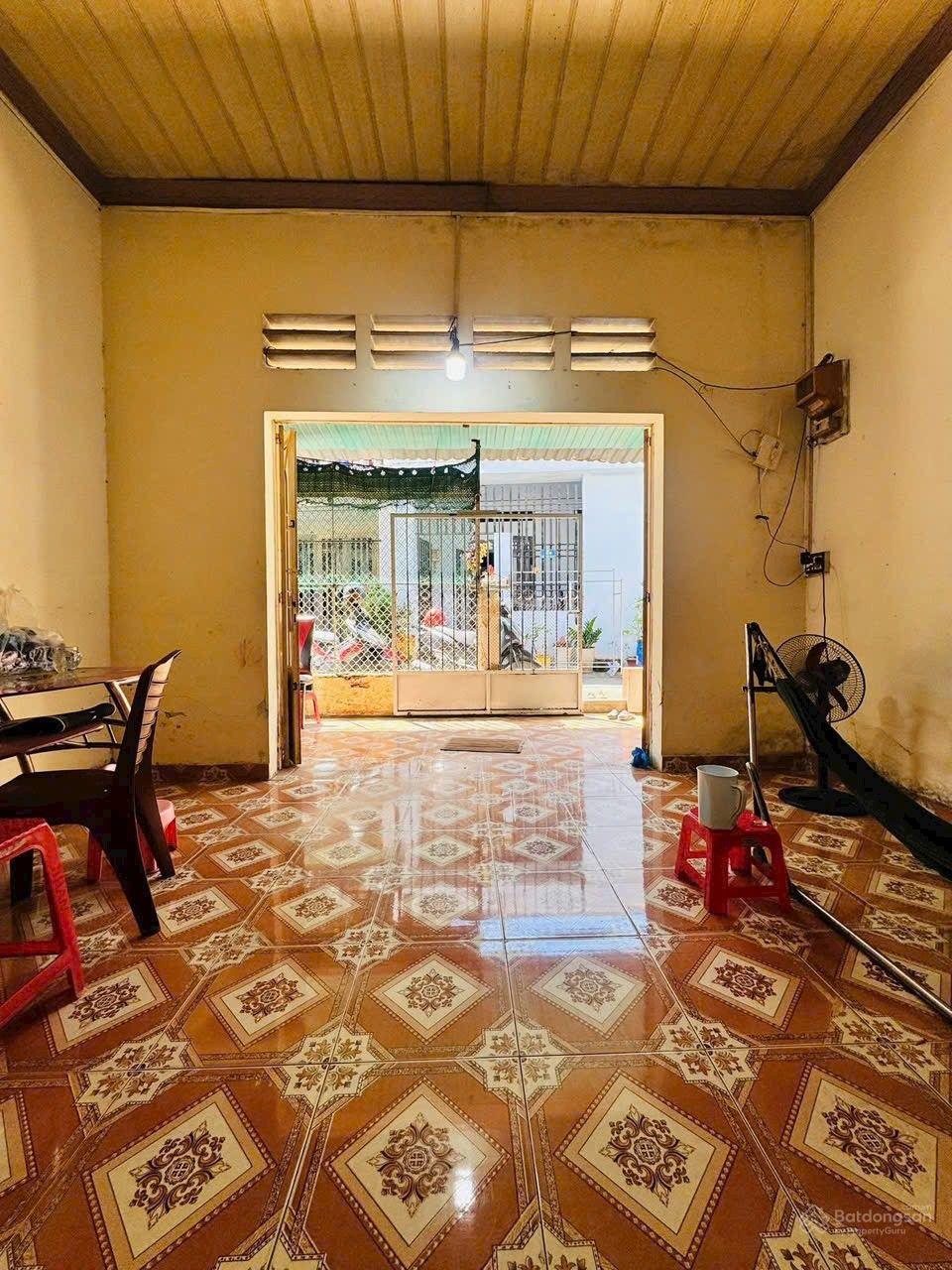 Nhà 86m2 cấp 4 gần chợ Dĩ An 1, phường Dĩ An, TP Dĩ An