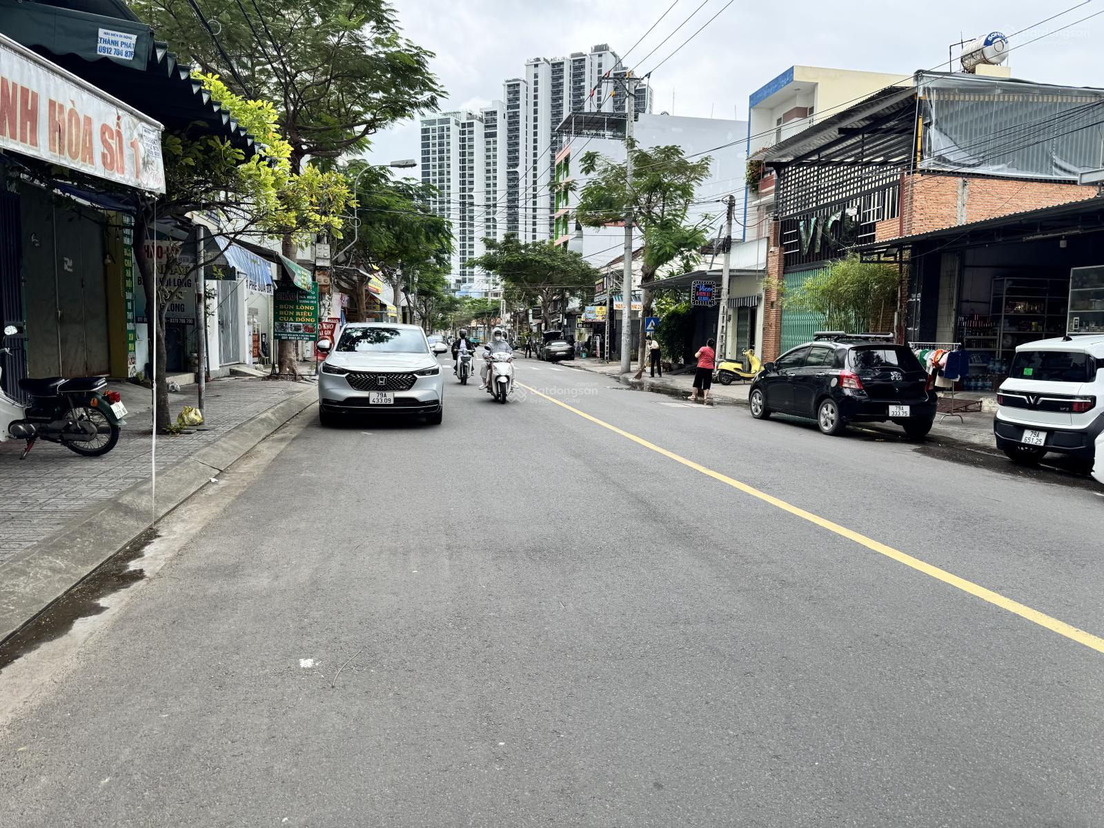 BÁN NHÀ MẶT TIỀN DƯƠNG HIẾN QUYỀN( ĐƯỜNG NHỰA 16M) CÁCH BIỂN 200M- VĨNH HOÀ( CŨ)