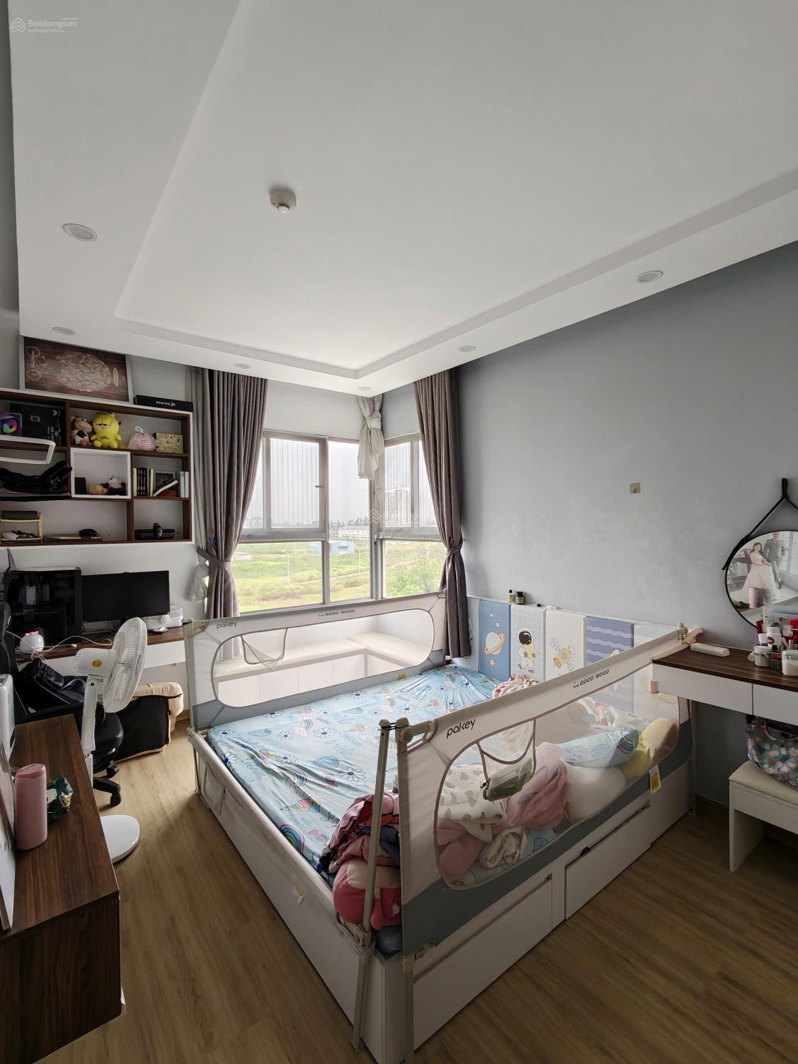 Cần bán căn Hausneo 2pn 2wc tang trung giá 4,3tỷ Lh:0909 167 *** Nhung Cần bán căn Hausneo 2pn 2wc tang trung giá 4,3tỷ Lh:0909 167 *** Nhung