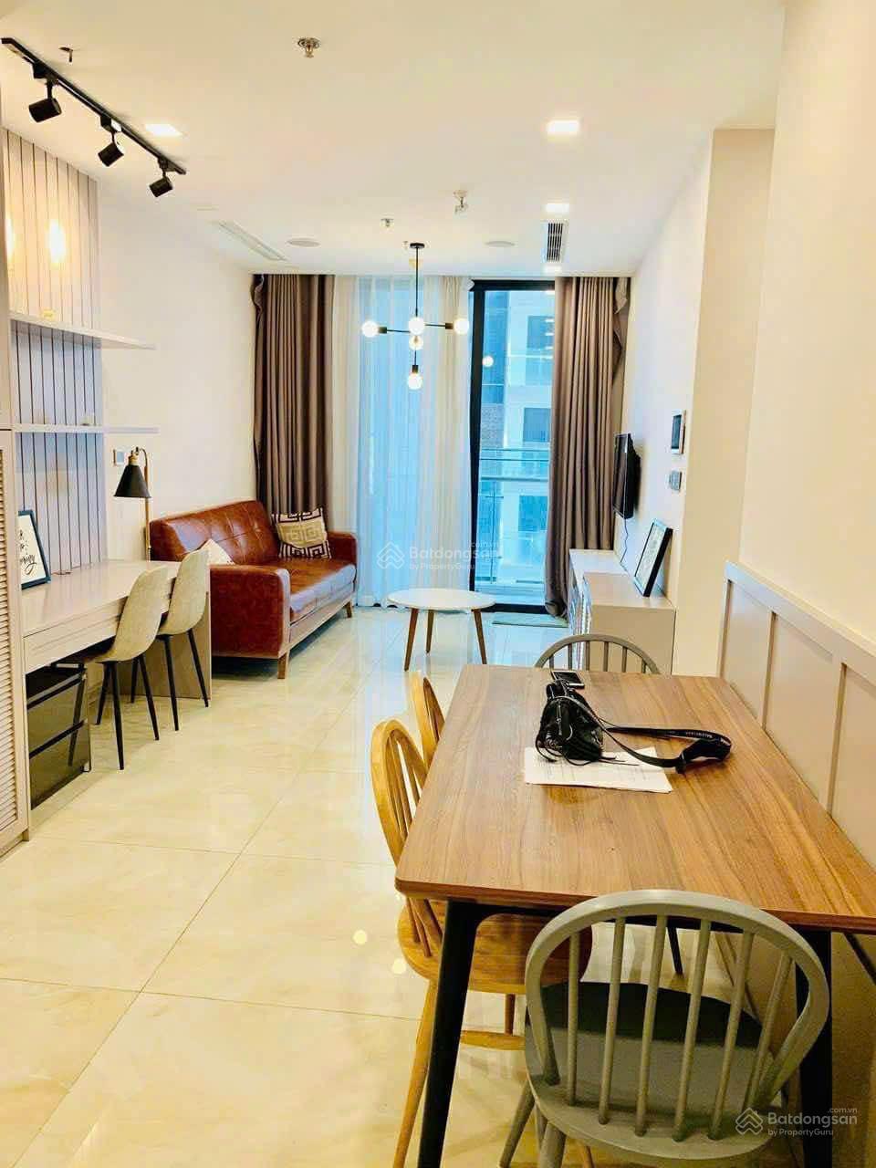 Cần bán gấp căn hộ 1 phòng ngủ, sở hữu lâu dài giá chỉ 9,3 tỷ all in tại Vinhomes Bason Q1