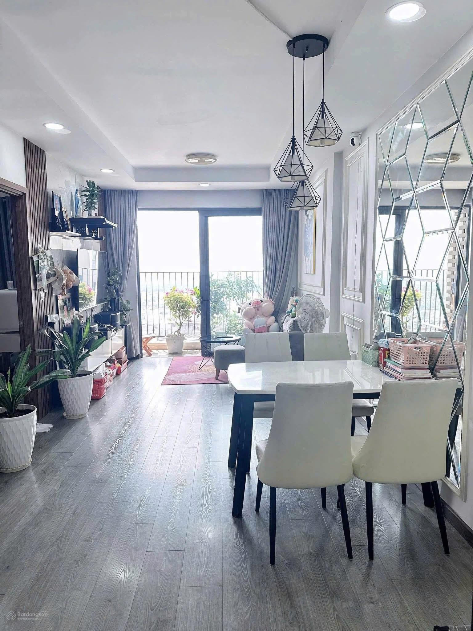 Hàng hiếm Pegasuite 1  2PN 60m² Có nội thất  3.8 tỷ