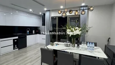 Bán nhanh căn hộ 3PN, 2WC tại Home City - Trung Kính Complex, 105 triệu/m2, DT 97.6 m2, Cầu Giấy