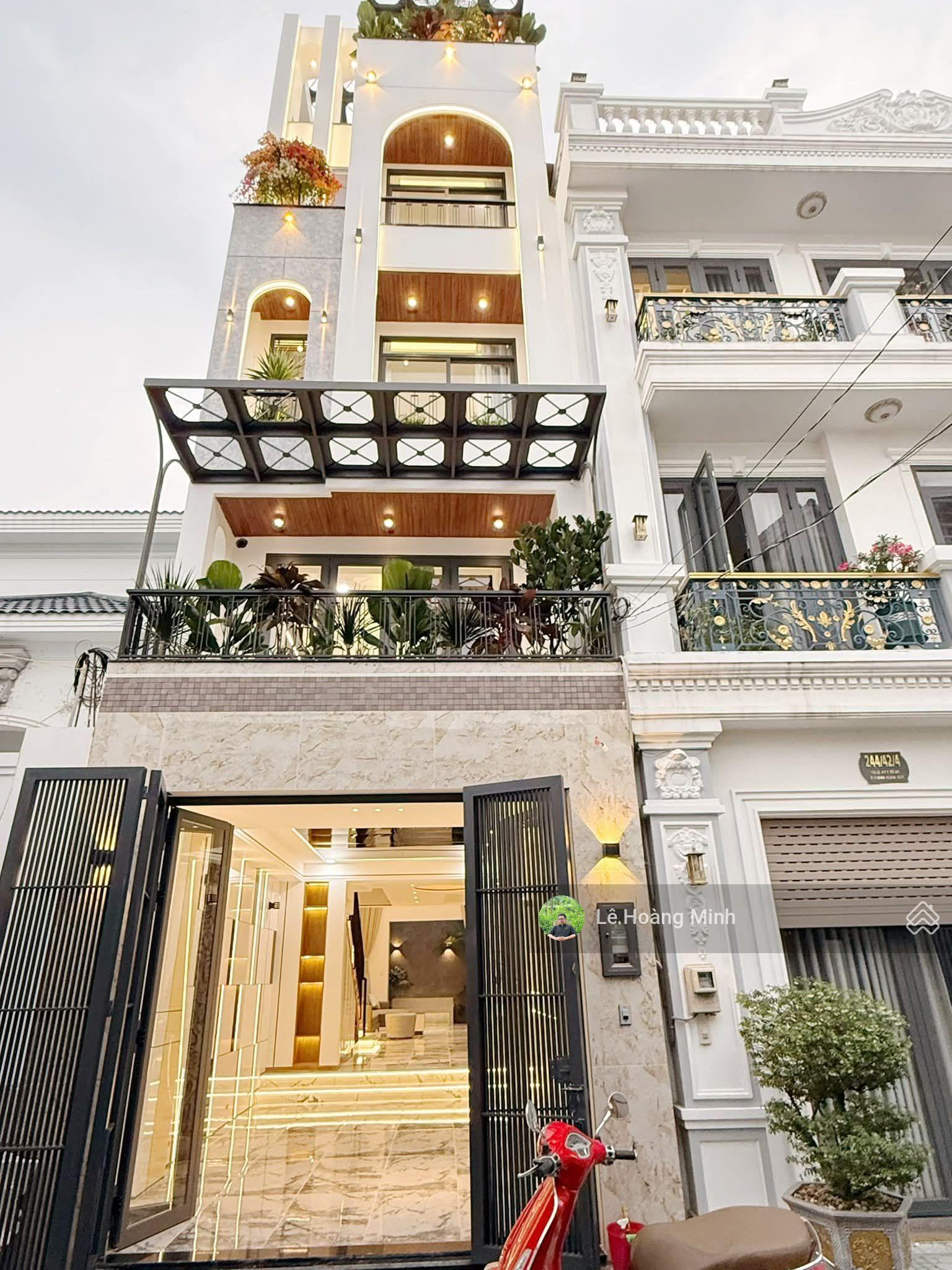 Nhà phố 4m x 20m, 4 tầng đẹp lung linh 1/ Hẻm 8m thông đường Thạnh Xuân 22