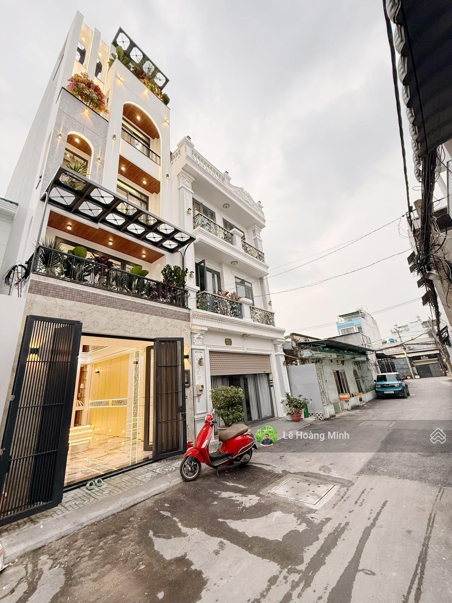 Nhà phố 4m x 20m, 4 tầng đẹp lung linh 1/ Hẻm 8m thông đường Thạnh Xuân 22 Nhà phố 4m x 20m, 4 tầng đẹp lung linh 1/ Hẻm 8m thông đường Thạnh Xuân 22