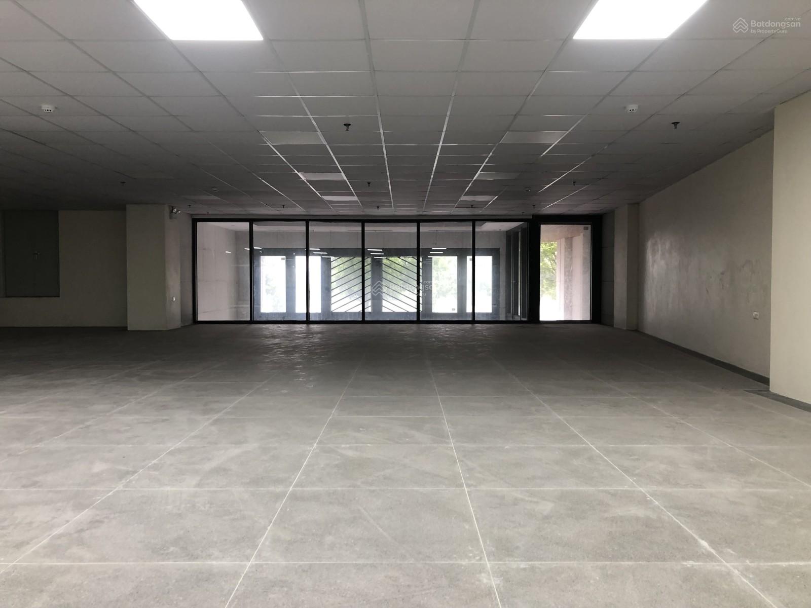 Bán tòa nhà Ngô Gia Tự Long Biên 275m2 8 tầng Mặt Tiền 10m 150 tỷ VănPhòng KinhDoah 1hầm 2 ThangMáy