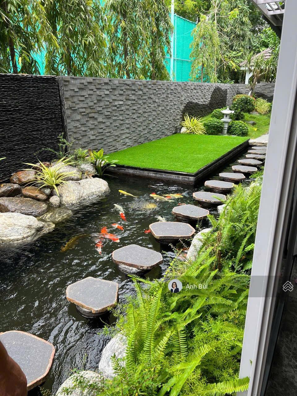 Villa góc 3 mặt thoáng DA Riviera Cove sát ngay The Global. DT 530m2. Nội thất cao cấp có thang máy