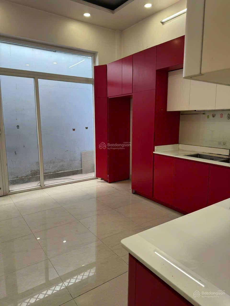 Bán nhà 4 tầng mặt tiền đường số thông ra Tây Hoà - Phước Long A: 4 x 20m - Sàn 184m2