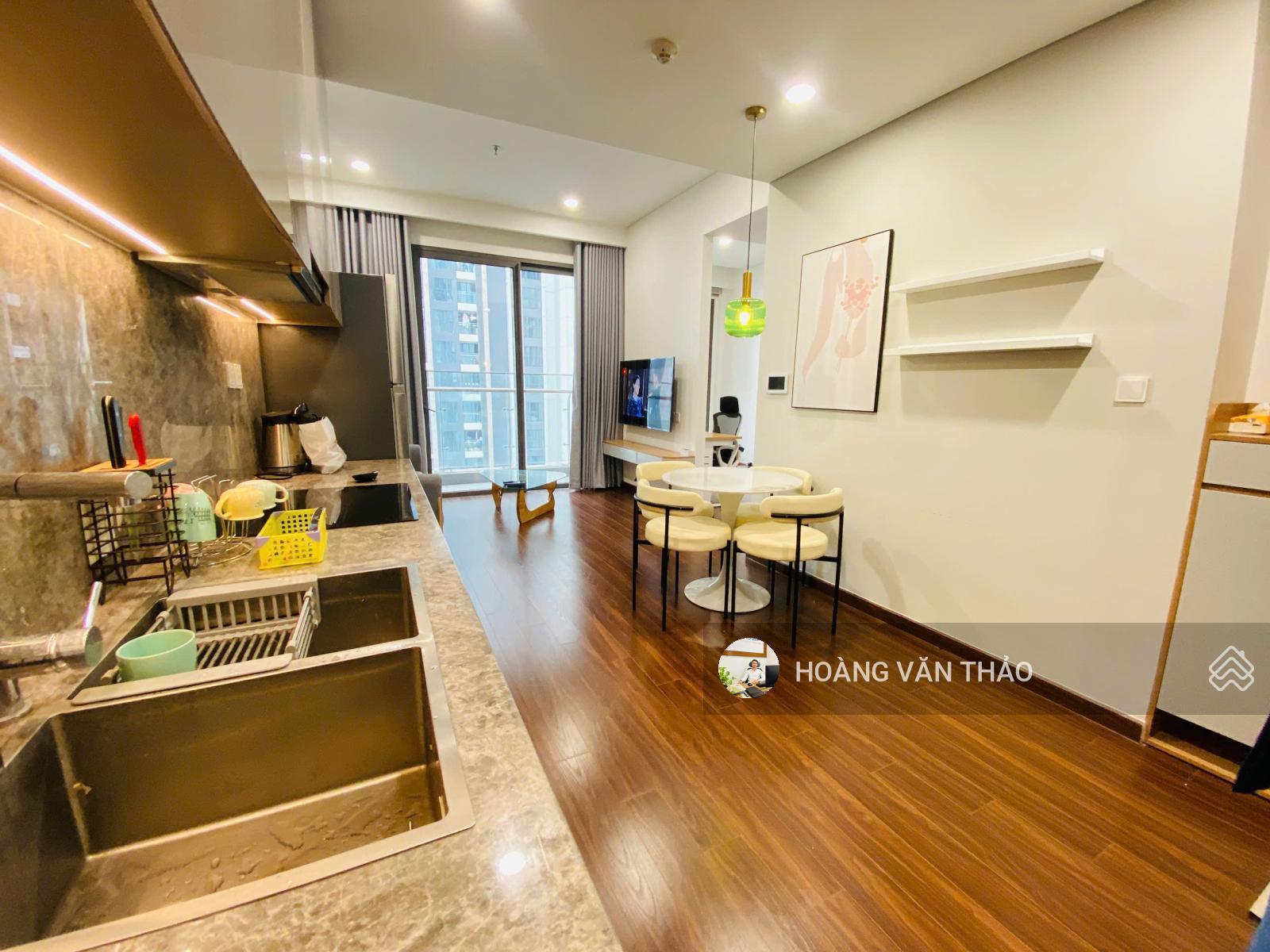 Cho thuê căn hộ 2PN 2WC Masteri Waterfront, loại 2PN 2WC full đồ đẹp, căn góc, sẵn vào ở ngay