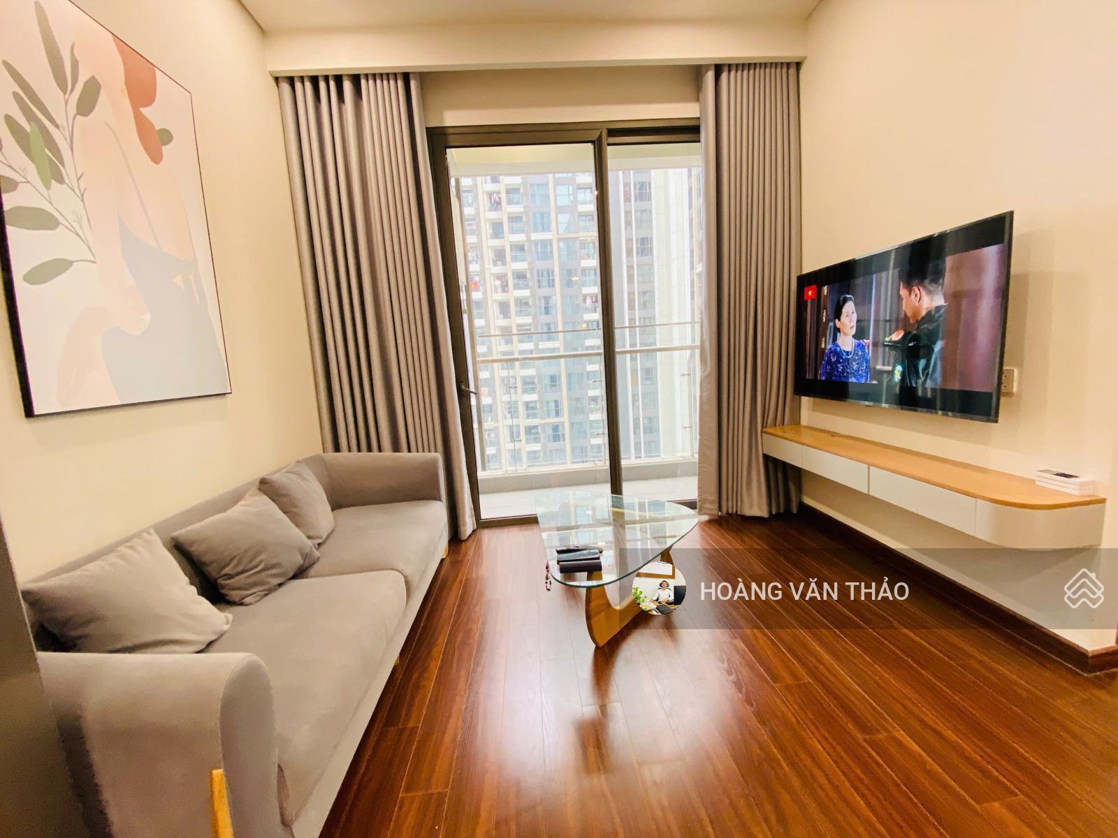 Cho thuê căn hộ 2PN 2WC Masteri Waterfront, loại 2PN 2WC full đồ đẹp, căn góc, sẵn vào ở ngay