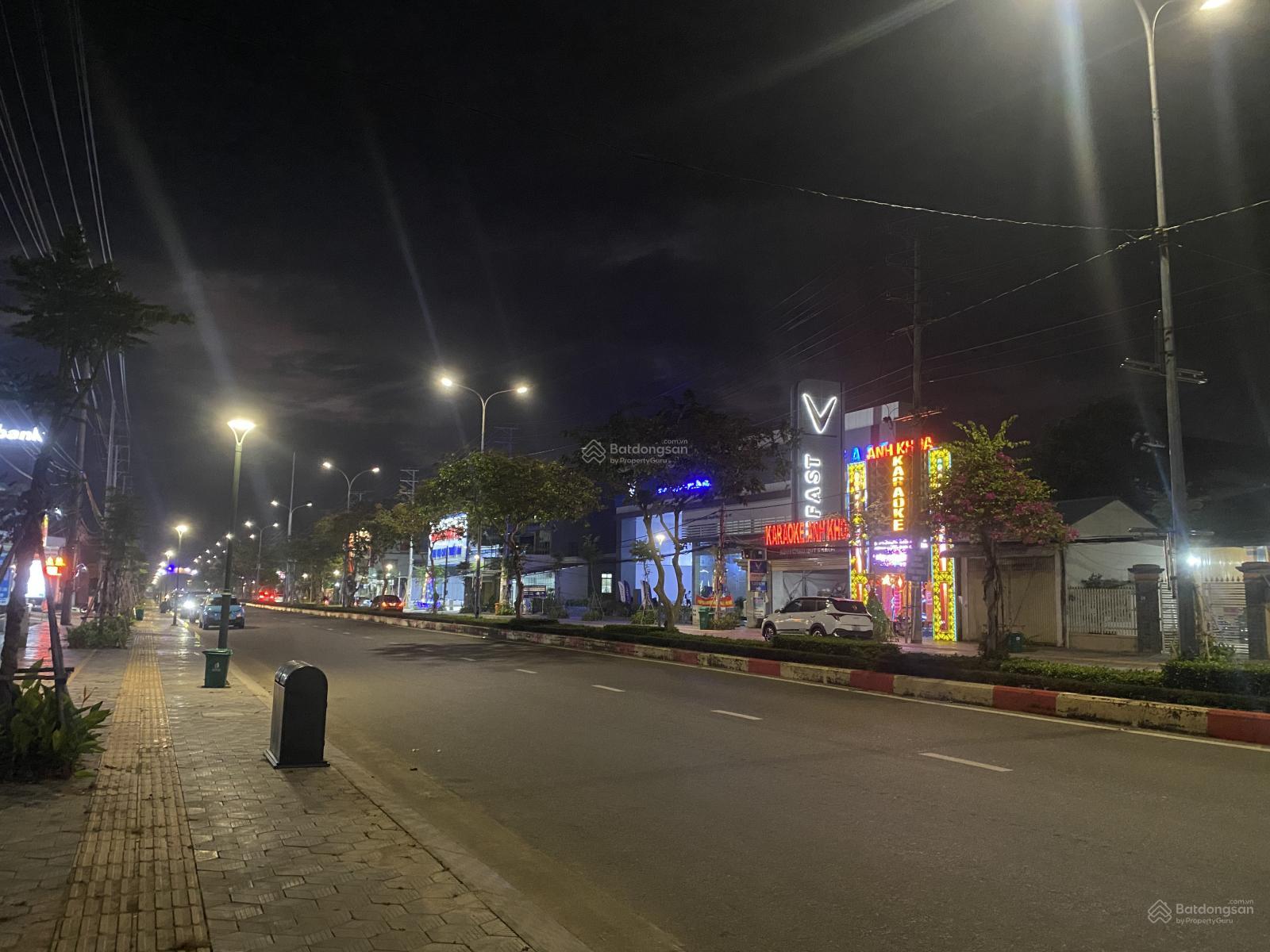 Cần bán 2 lô liền nhau thị mặt tiền đường Quốc Lộ 55 thị trấn Phước Bửu gần chợ Bà Tô, giá 5.5 tỷ Cần bán 2 lô liền nhau thị mặt tiền đường Quốc Lộ 55 thị trấn Phước Bửu gần chợ Bà Tô, giá 5.5 tỷ