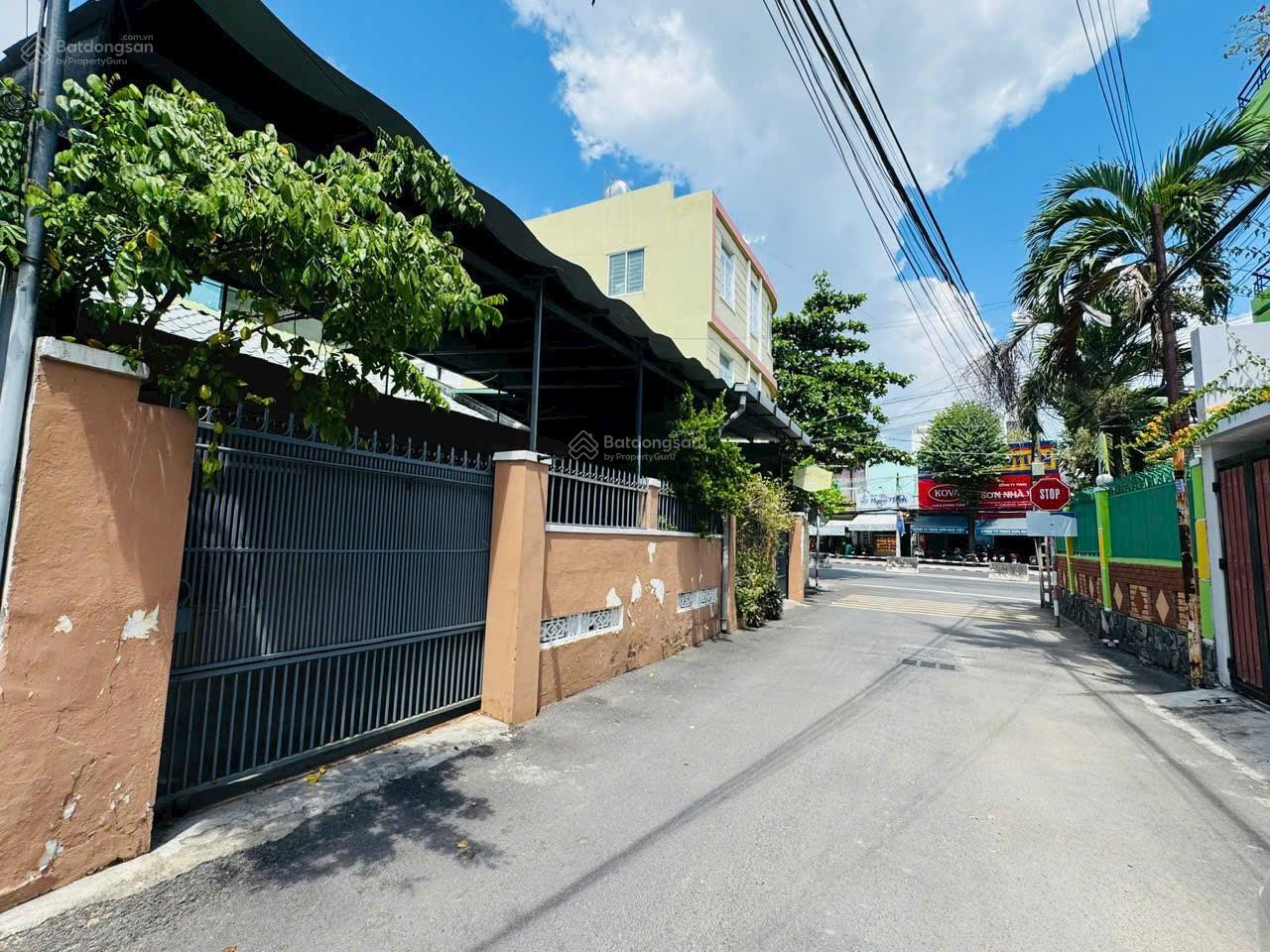 Mặt tiền Phùng Khắc Khoan, đoạn sát Lê Hồng Phong * ngang dài gần 14m * Giá: 18 tỷ