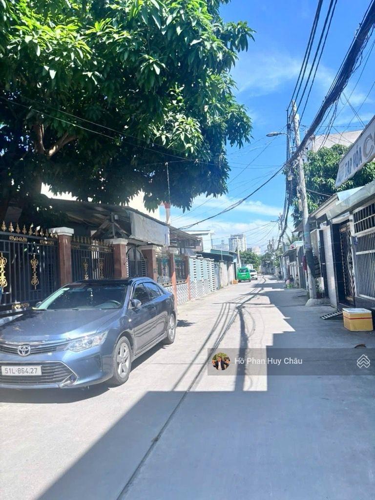 Nhà đẹp hẻm xe hơi 4 tầng full nội thất chỉ 7.99 tỷ