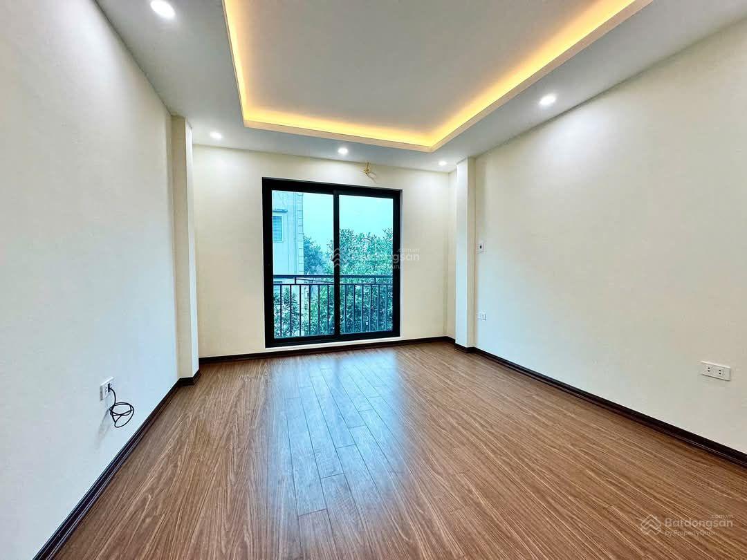 CẠNH NHỔN NHÀ 5 TẦNG ĐẸP Ô TÔ ĐỖ CỬA NGÕ THÔNG TỨ TUNG
GIÁ CHỈ 5.X TỶ HÀNG HIẾM KHU VỰC CẠNH NHỔN NHÀ 5 TẦNG ĐẸP Ô TÔ ĐỖ CỬA NGÕ THÔNG TỨ TUNG
GIÁ CHỈ 5.X TỶ HÀNG HIẾM KHU VỰC