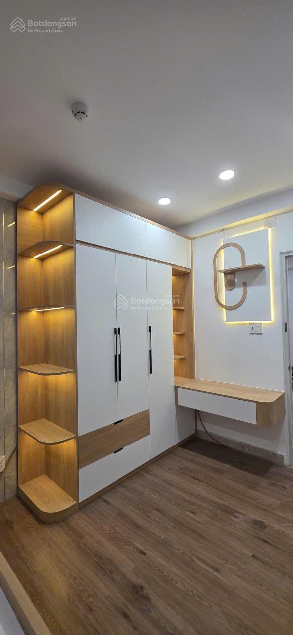 Cần cho thuê căn hộ  Hoàng Quân full nội thất 2 phòng ngủ giá thuê 5,5tr/th