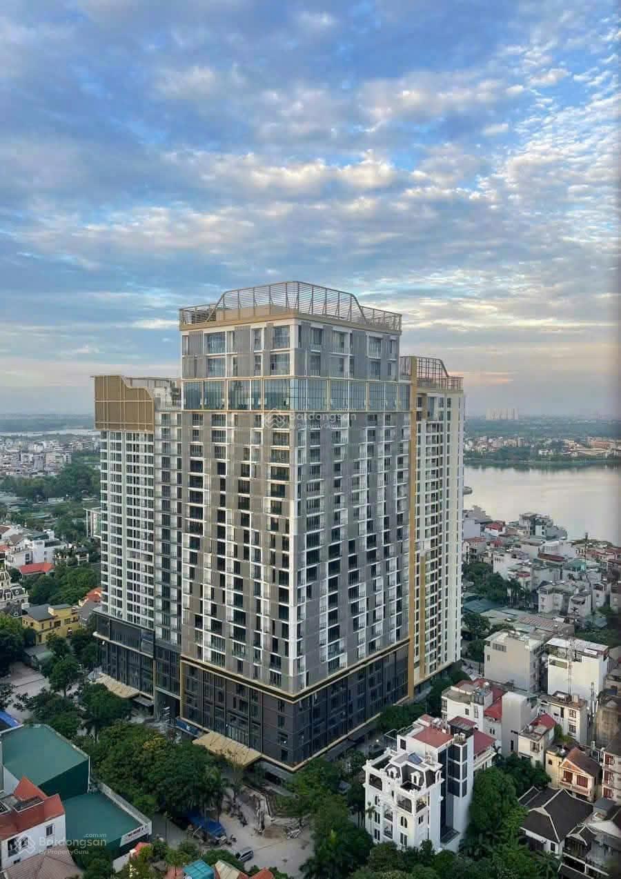 Chính chủ bán căn 3 ngủ ,3wc 145m2 Heritage West Lake, Lạc Long Quân, view hồ tây,giá 30tỷ