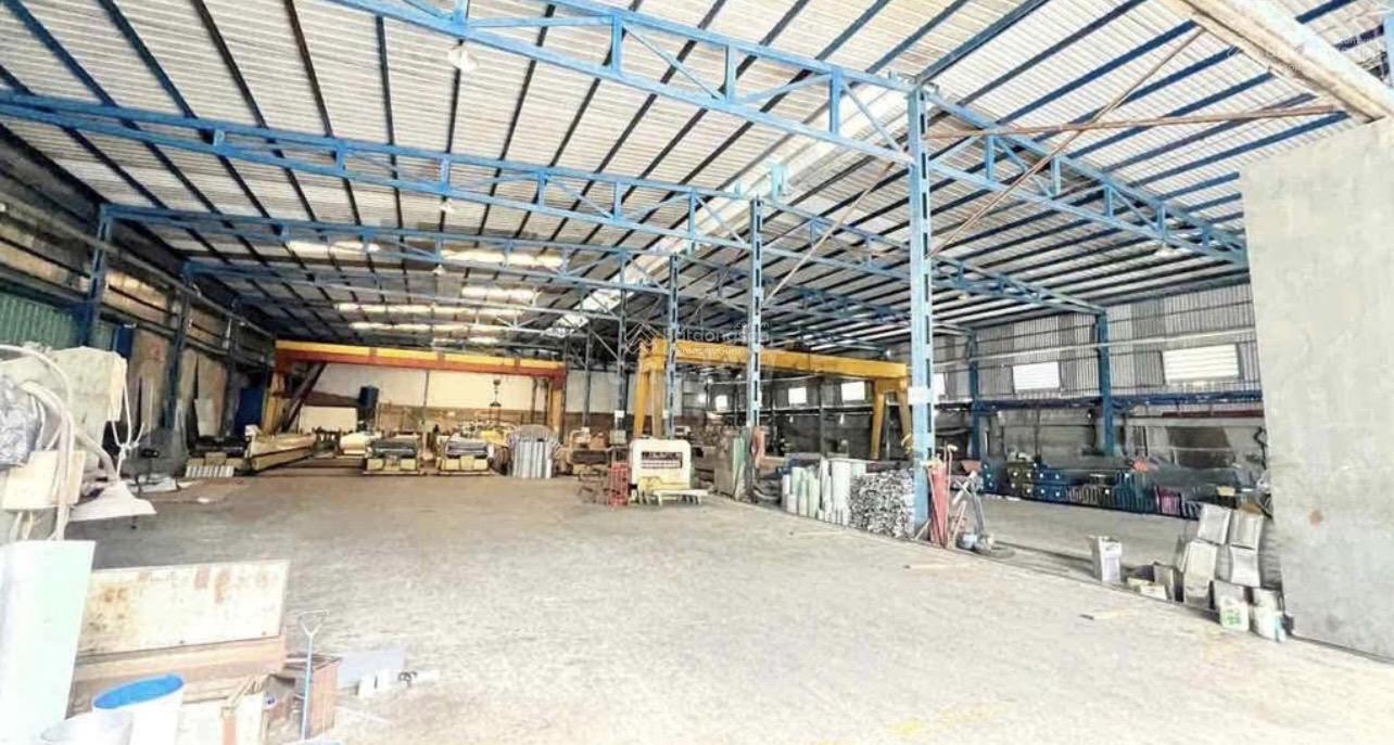 Cho thuê kho xưởng 900m2 đường Thuỷ Lợi, Phước Long A, Quận 9 xe container vào