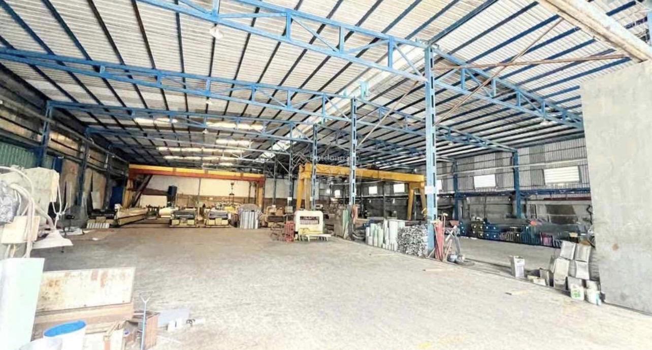 Cho thuê kho xưởng 900m2 đường Thuỷ Lợi, Phước Long A, Quận 9 xe container vào